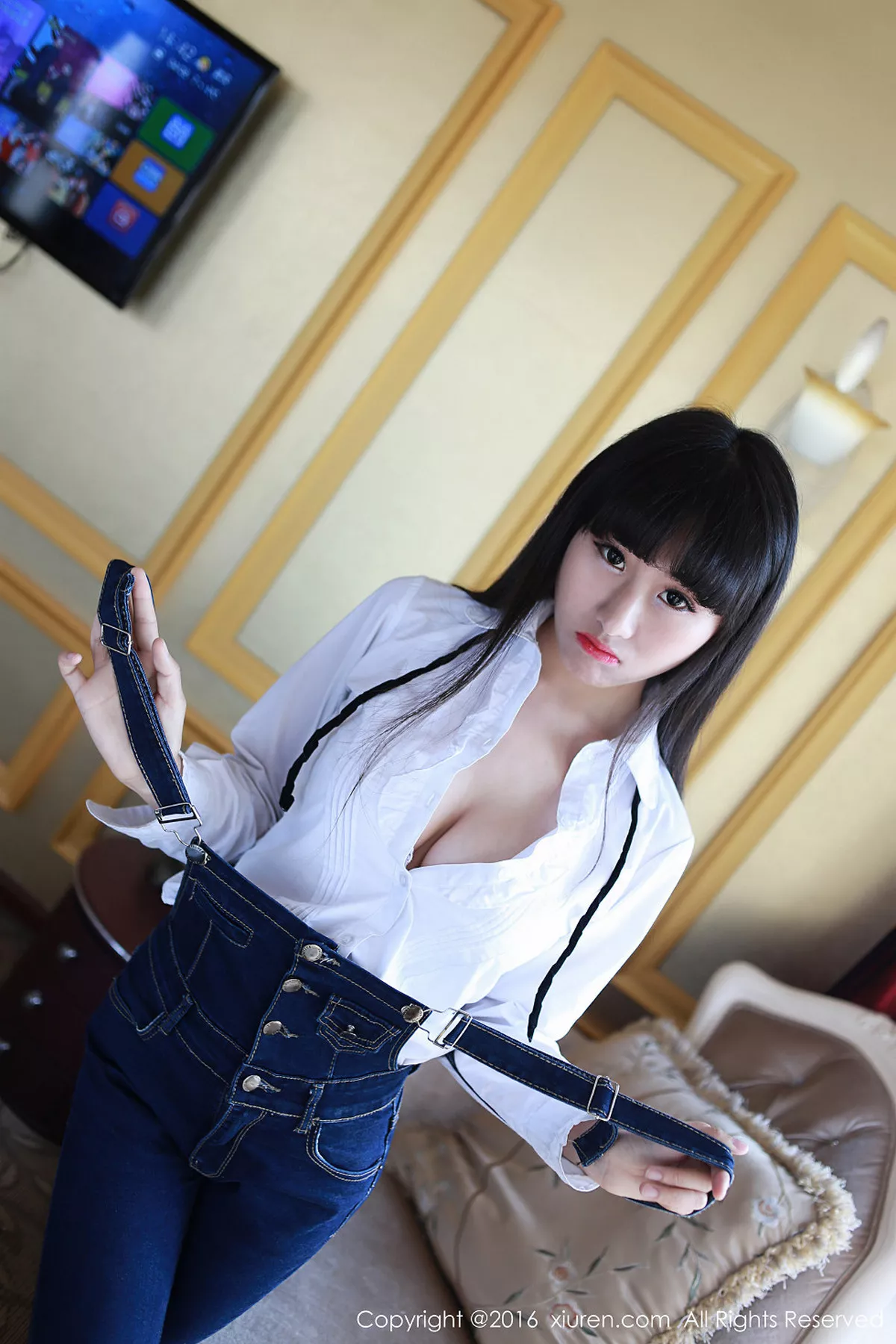 秀人集.com_[XiuRen秀人网]No.520_新人嫩模月音瞳居家私房性感红唇童颜巨乳撩人诱惑写真59P