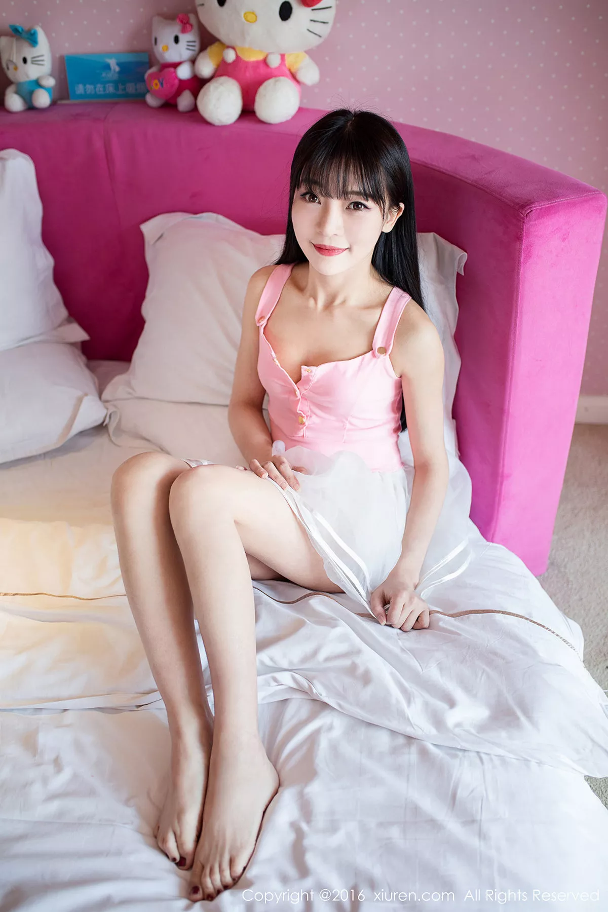 秀人集.com_[XiuRen秀人网]No.552_嫩模Mio莉莉丝居家私房粉色内衣秀傲人豪乳完美诱惑写真59P