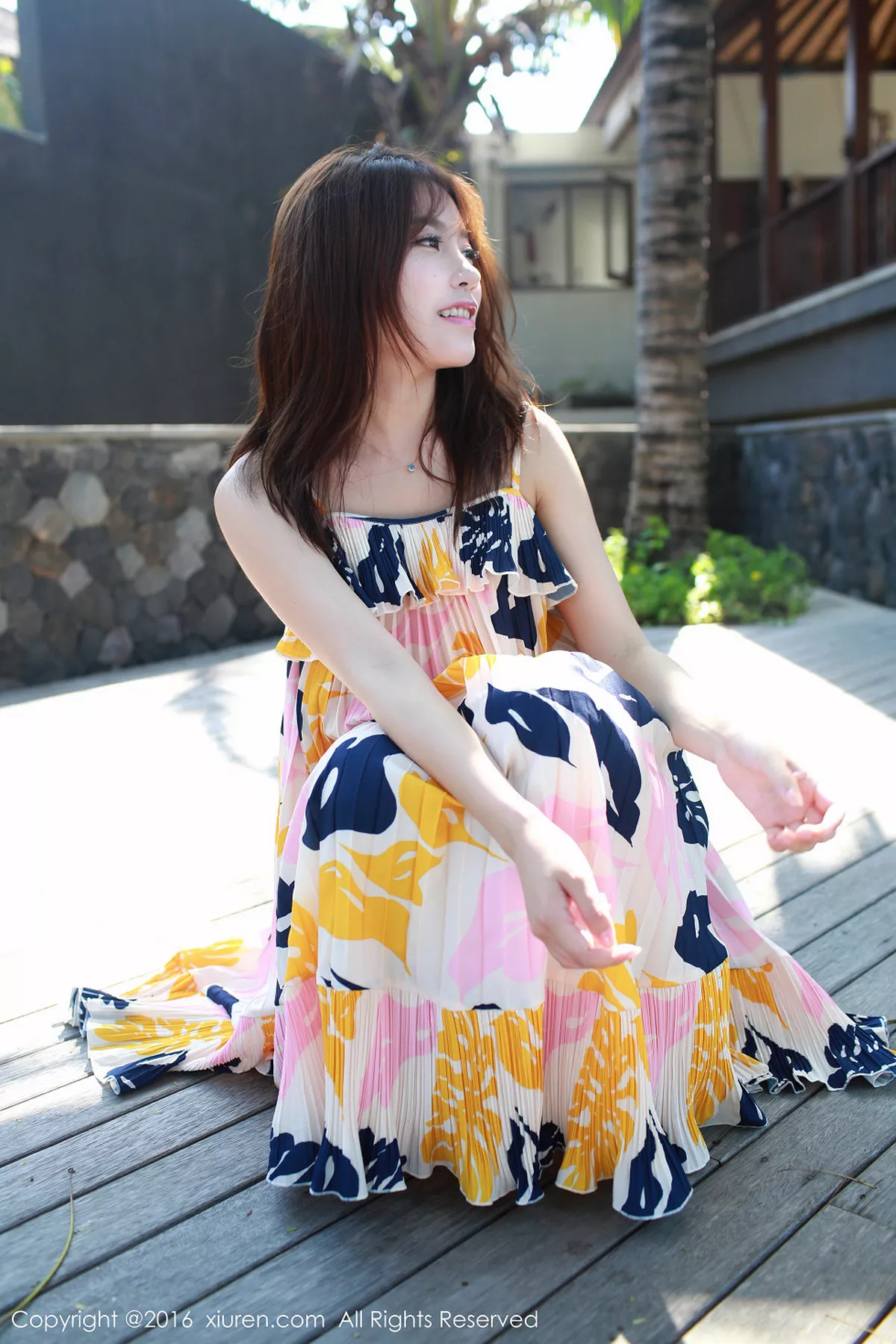 秀人集.com_[XiuRen秀人网]No.542_嫩模许诺Sabrina巴厘岛旅拍黄色短裤秀白嫩美腿性感写真47P