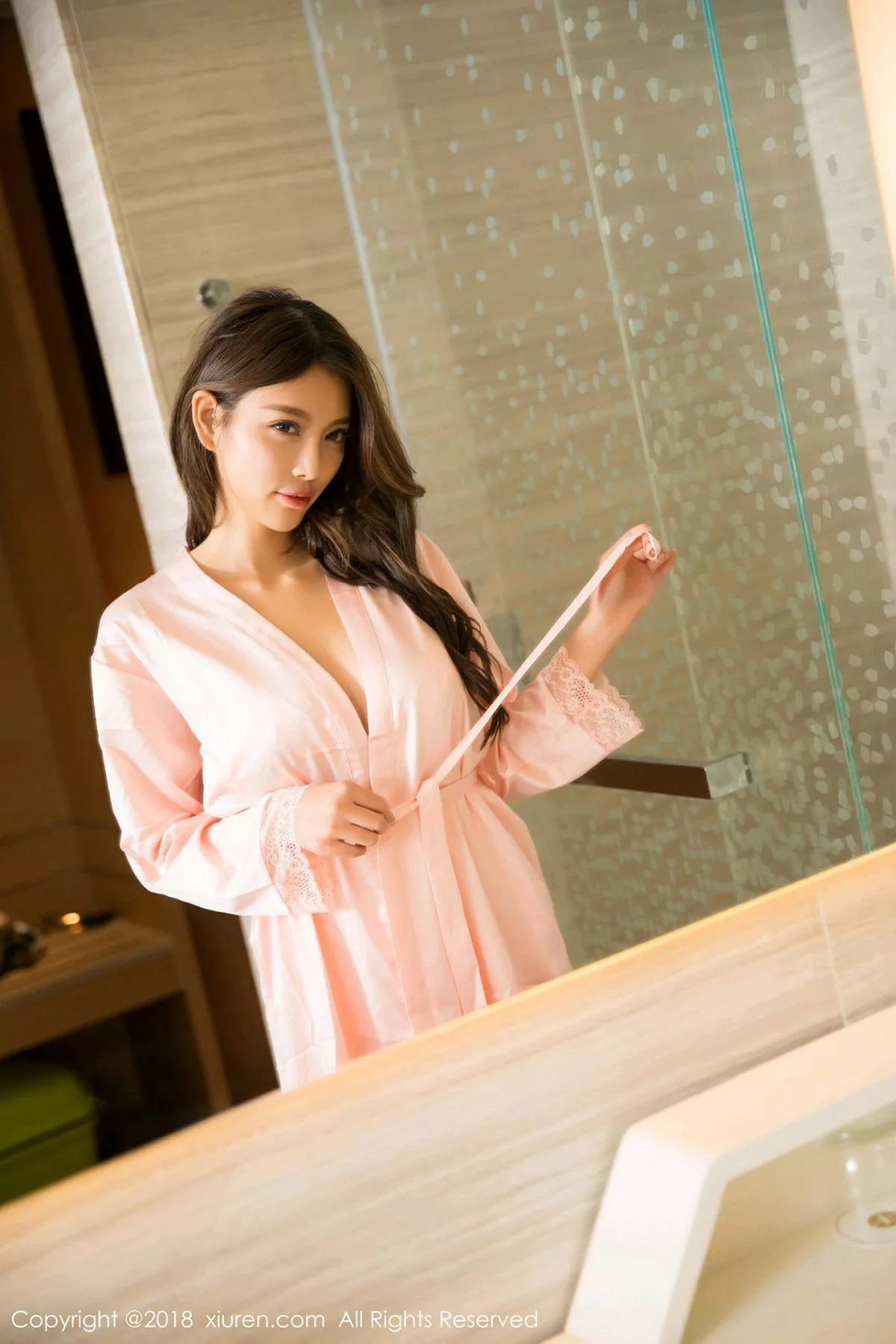 秀人集.com_[XiuRen秀人网]No.1208_女神杨晨晨sugar私房粉色蕾丝睡衣秀完美身材性感美腿写真55P