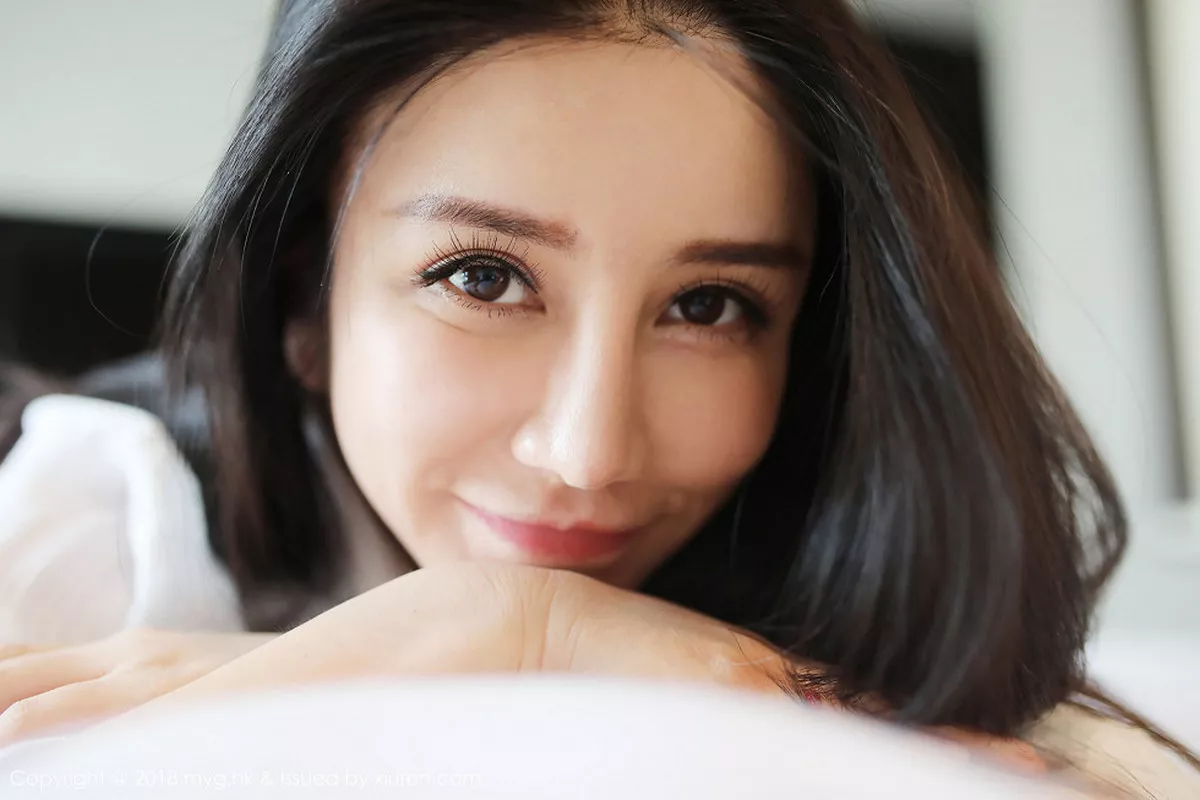 秀人集.com_[MyGirl美媛馆]Vol.319_女神李李七七喜喜真空白衬衣配白色蕾丝丁字裤喷血诱惑写真59P