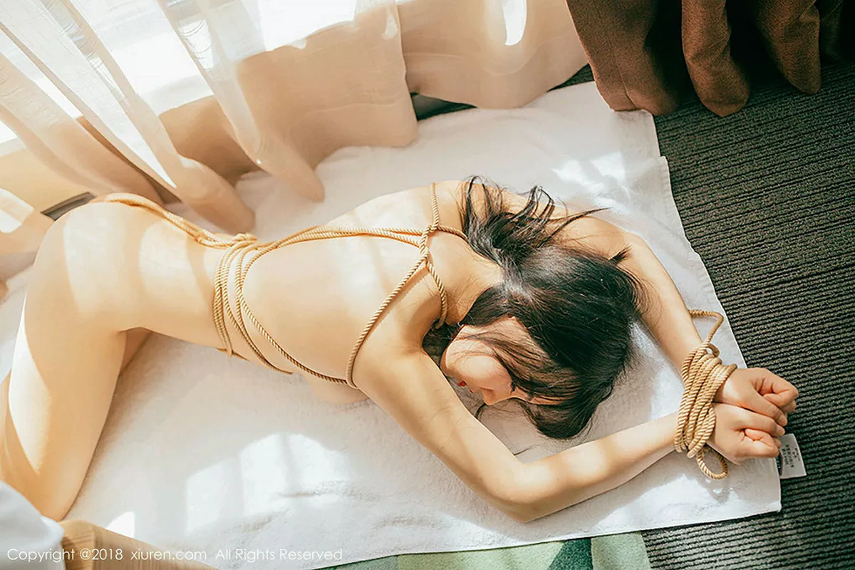 秀人集.com_[XiuRen秀人网]No.1199_女神徐微微mia大尺度全裸麻绳捆绑艺秀火辣胴体撩人诱惑写真83P