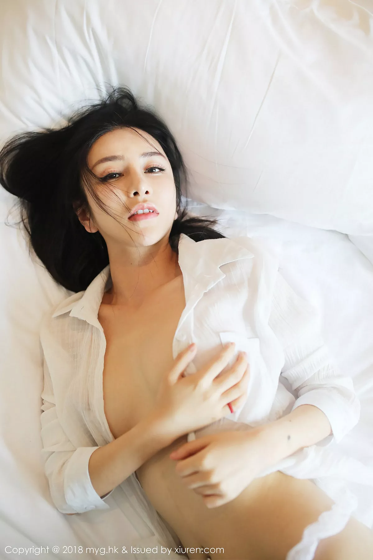 秀人集.com_[MyGirl美媛馆]Vol.319_女神李李七七喜喜真空白衬衣配白色蕾丝丁字裤喷血诱惑写真59P