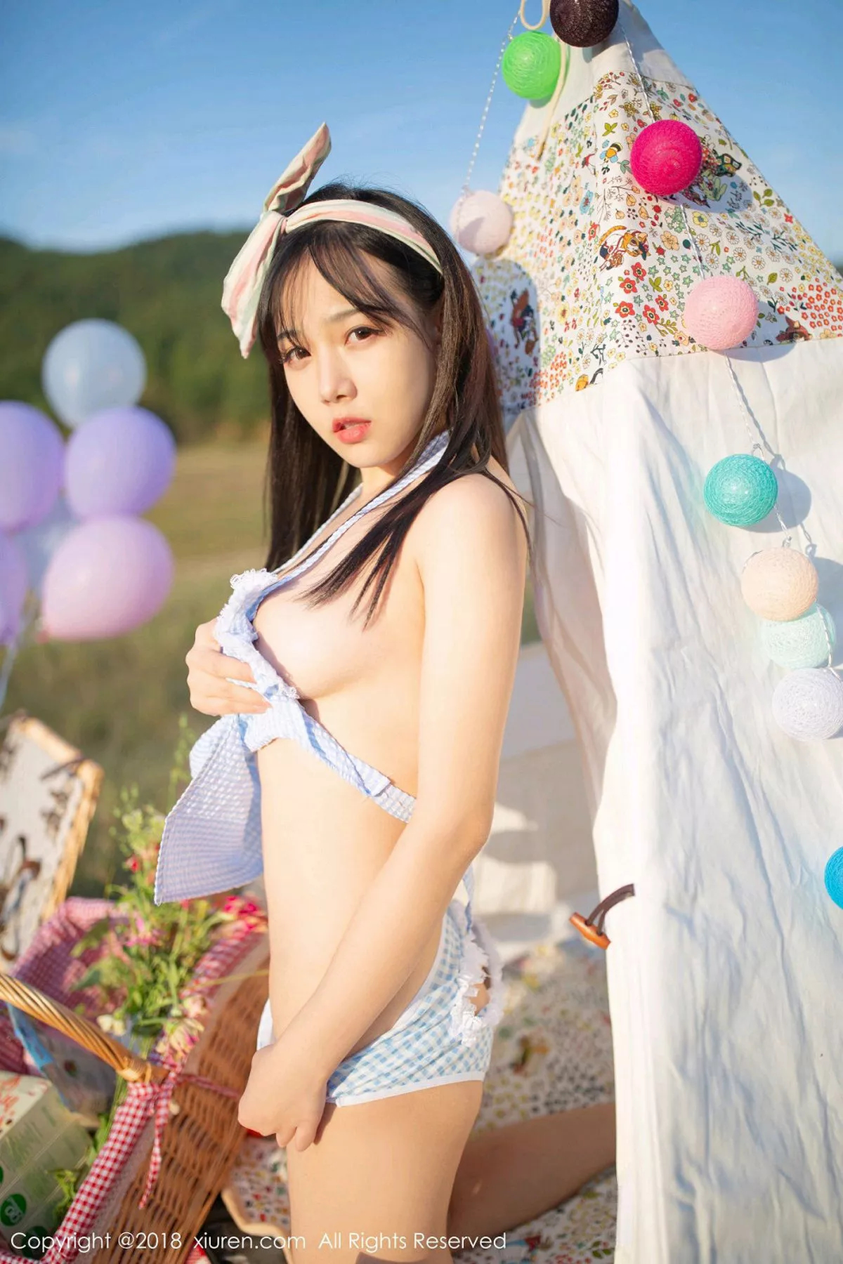 秀人集.com_[XiuRen秀人网]No.1207_嫩模徐微微mia户外性感女仆装半脱露美乳翘臀极致诱惑写真80P