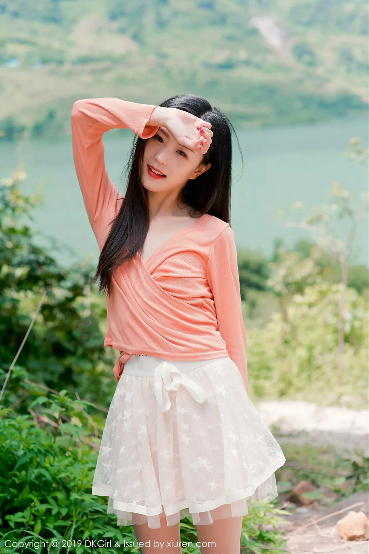 秀人集.com_[DKGirl御女郎]Vol.114_嫩模小子怡Alice户外露天车拍系列无内肉丝裤袜惹火诱惑写真48P