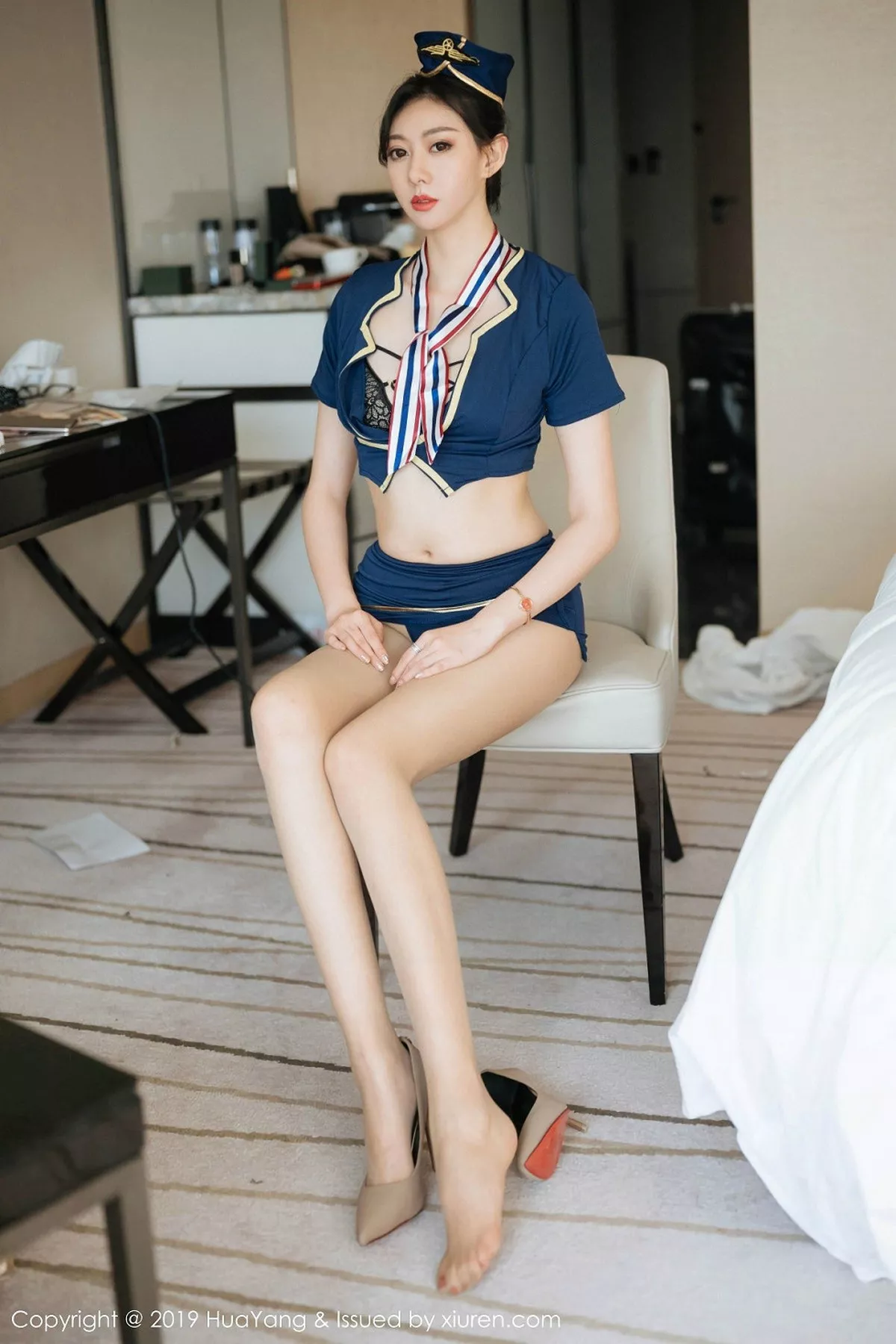 秀人集.com_[HuaYang花漾]Vol.168_嫩模艺轩私房空乘制服超薄肉丝裤袜配丁字裤惹火诱惑写真61P