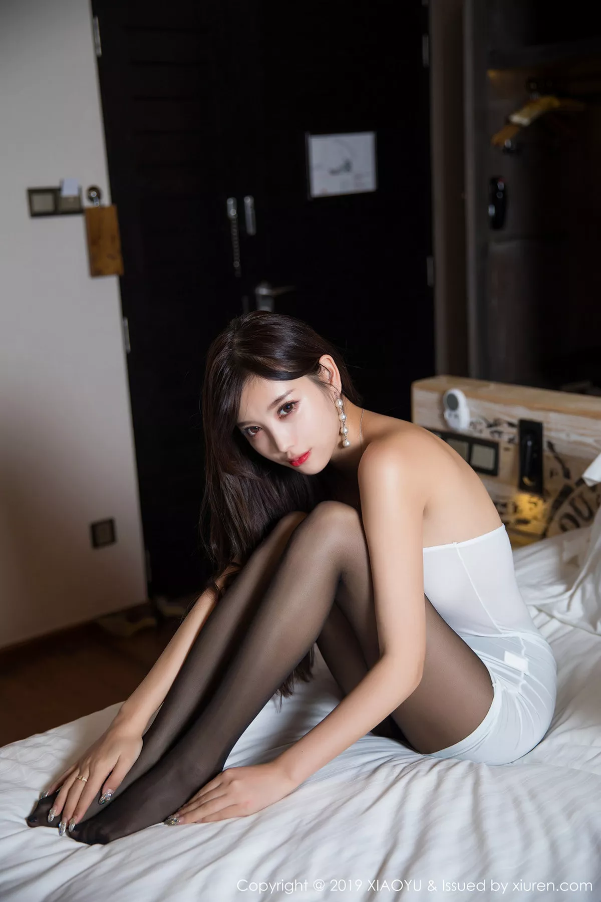 秀人集.com_[XiaoYu画语界]Vol.138_女神杨晨晨sugar私房薄纱连身裙配无内黑丝裤袜惹火诱惑写真77P