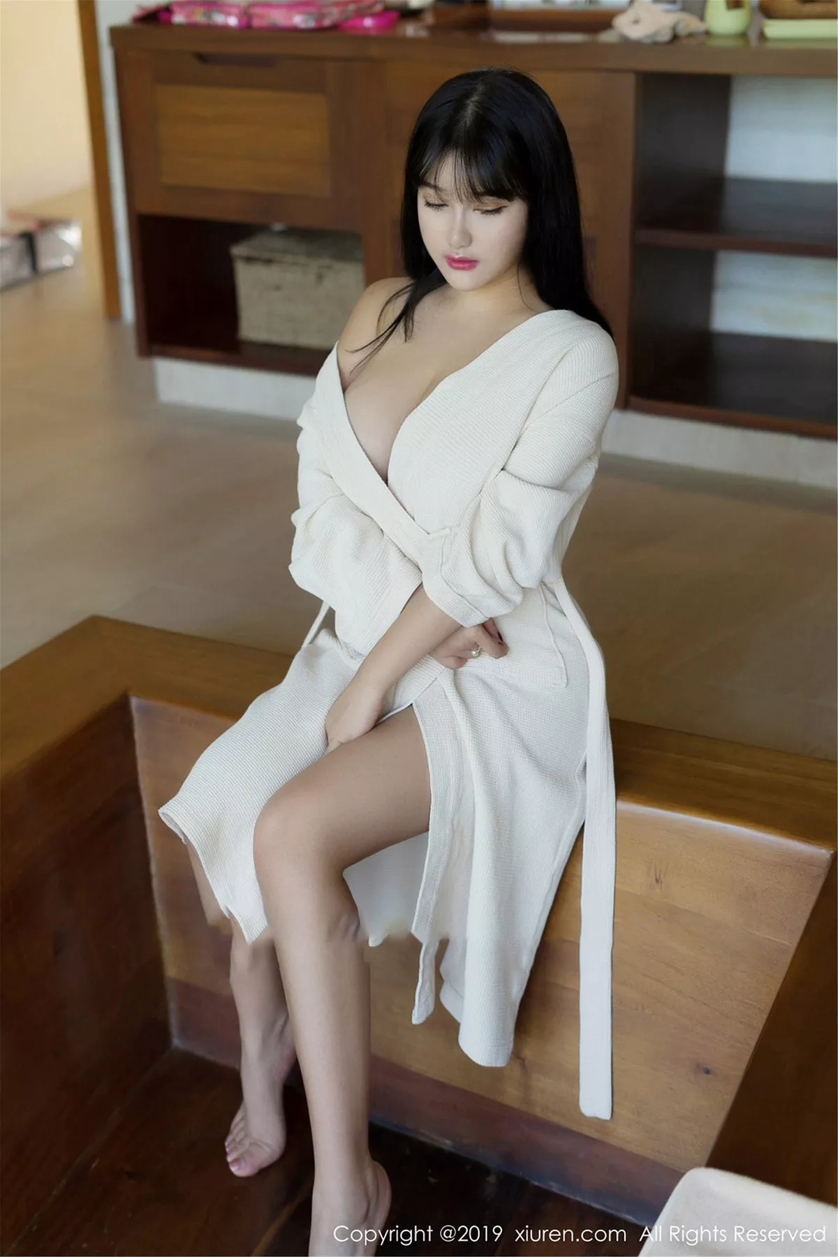 秀人集.com_[XiuRen秀人网]No.1603_嫩模小尤奈富国岛旅拍私房奶牛内衣半脱露傲人豪乳极致诱惑写真50P