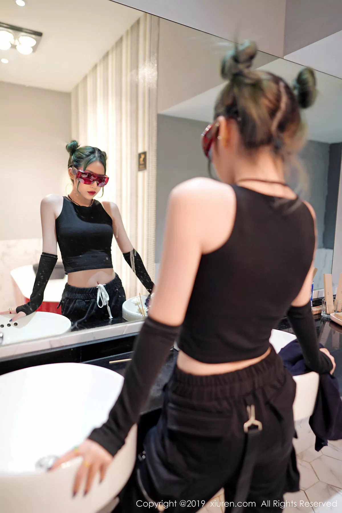 秀人集.com_[XiuRen秀人网]No.1644_嫩模贾诗晗居家私房性感黑色内衣秀完美身材修长美腿迷人写真50P