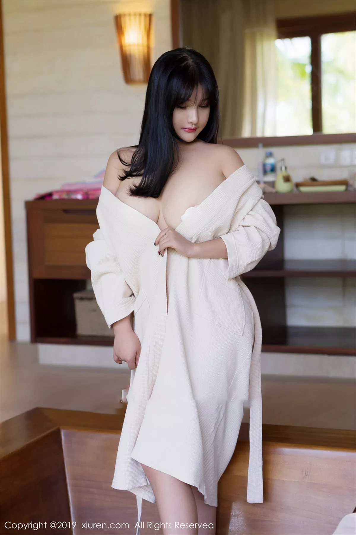 秀人集.com_[XiuRen秀人网]No.1603_嫩模小尤奈富国岛旅拍私房奶牛内衣半脱露傲人豪乳极致诱惑写真50P