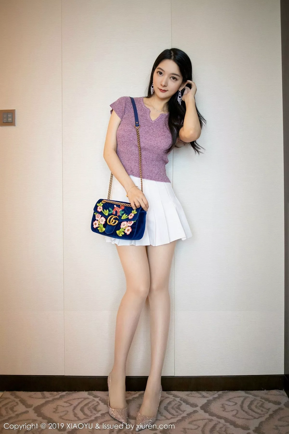 秀人集.com_[XiaoYu画语界]Vol.132_女神Angela小热巴私房床上半脱露完美身材豪乳诱惑写真106P