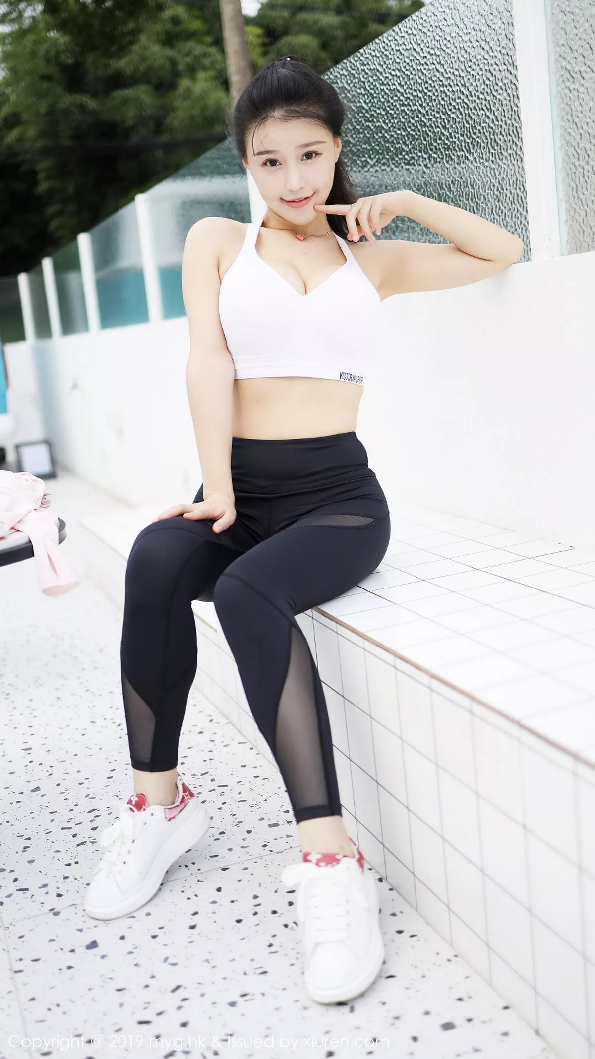 秀人集.com_[MyGirl美媛馆]Vol.387_女神Flower朱可儿户外运动装半脱秀蕾丝内裤惹火诱惑写真75P