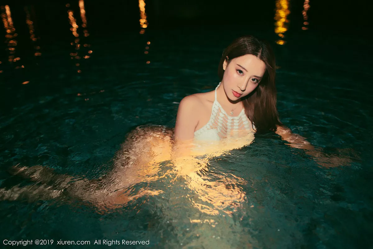 秀人集.com_[XiuRen秀人网]No.1652_嫩模筱慧户外海边沙滩全裸上身露美乳蕾丝内裤惹火诱惑写真62P