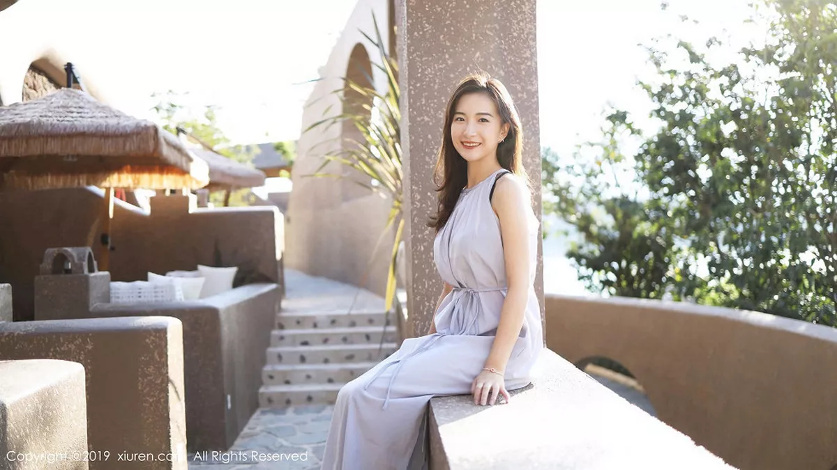 秀人集.com_[XiuRen秀人网]No.1660_嫩模艺儿拿铁户外白色长裙清新甜美风格靓丽迷人写真57P