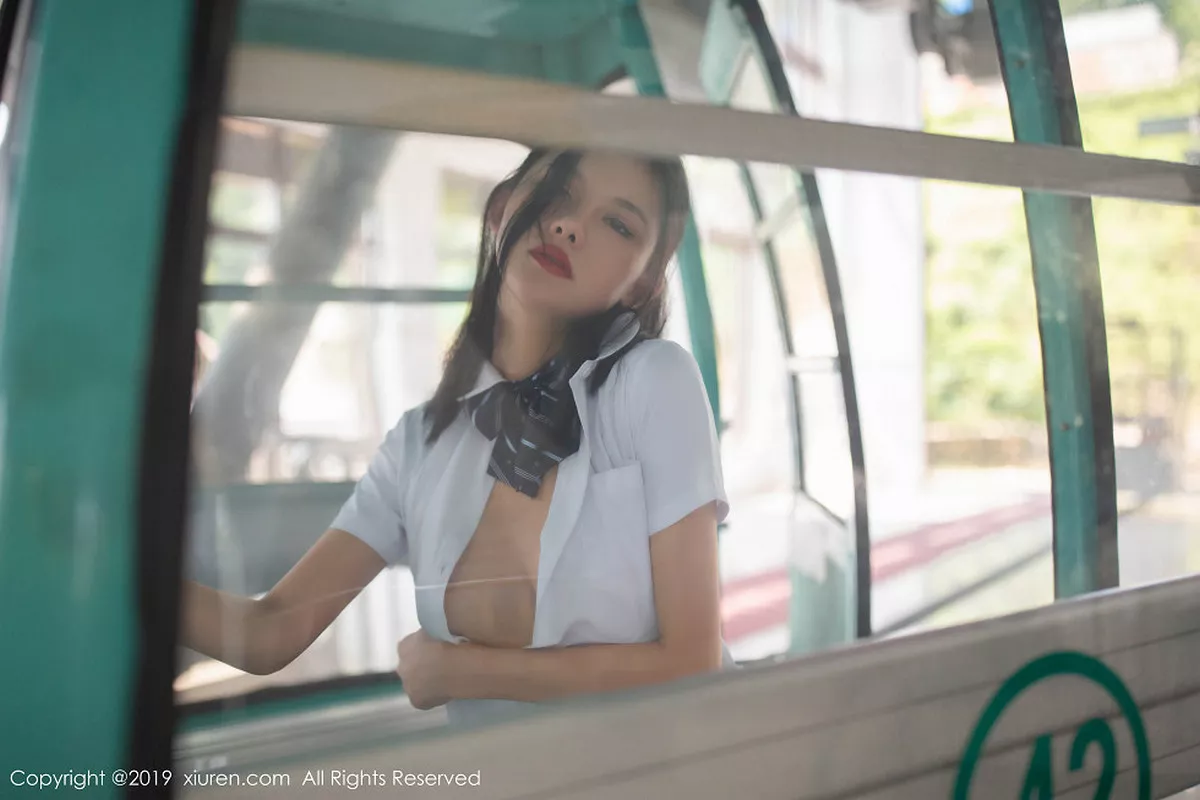 秀人集.com_[XiuRen秀人网]No.1723_嫩模就是阿朱啊不良学生白衬衫配无内黑丝袜完美诱惑写真96P