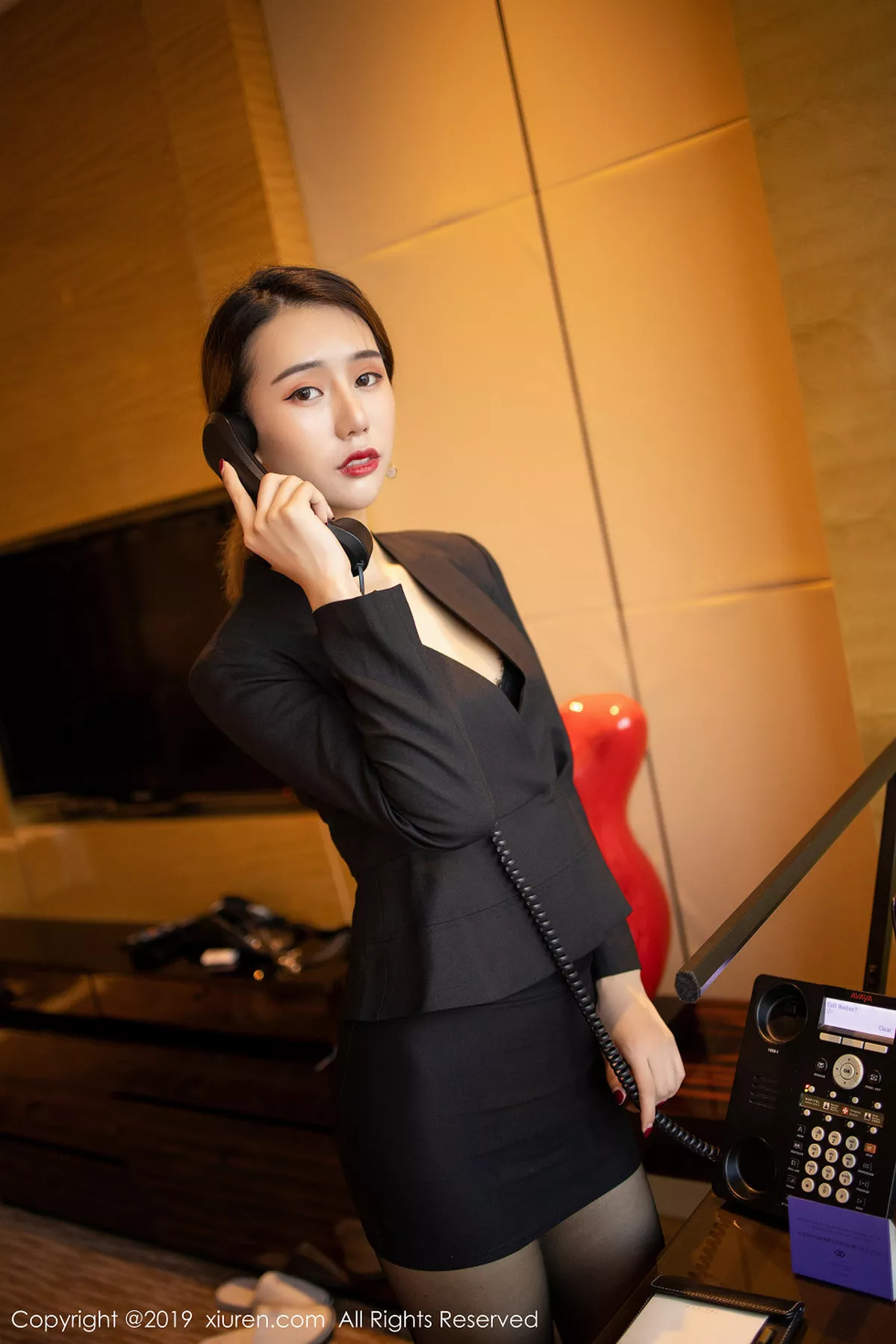 秀人集.com_[XiuRen秀人网]No.1706_嫩模BABY_柒私房眼镜OL黑丝秘书装扮秀苗条身材美腿诱惑写真75P