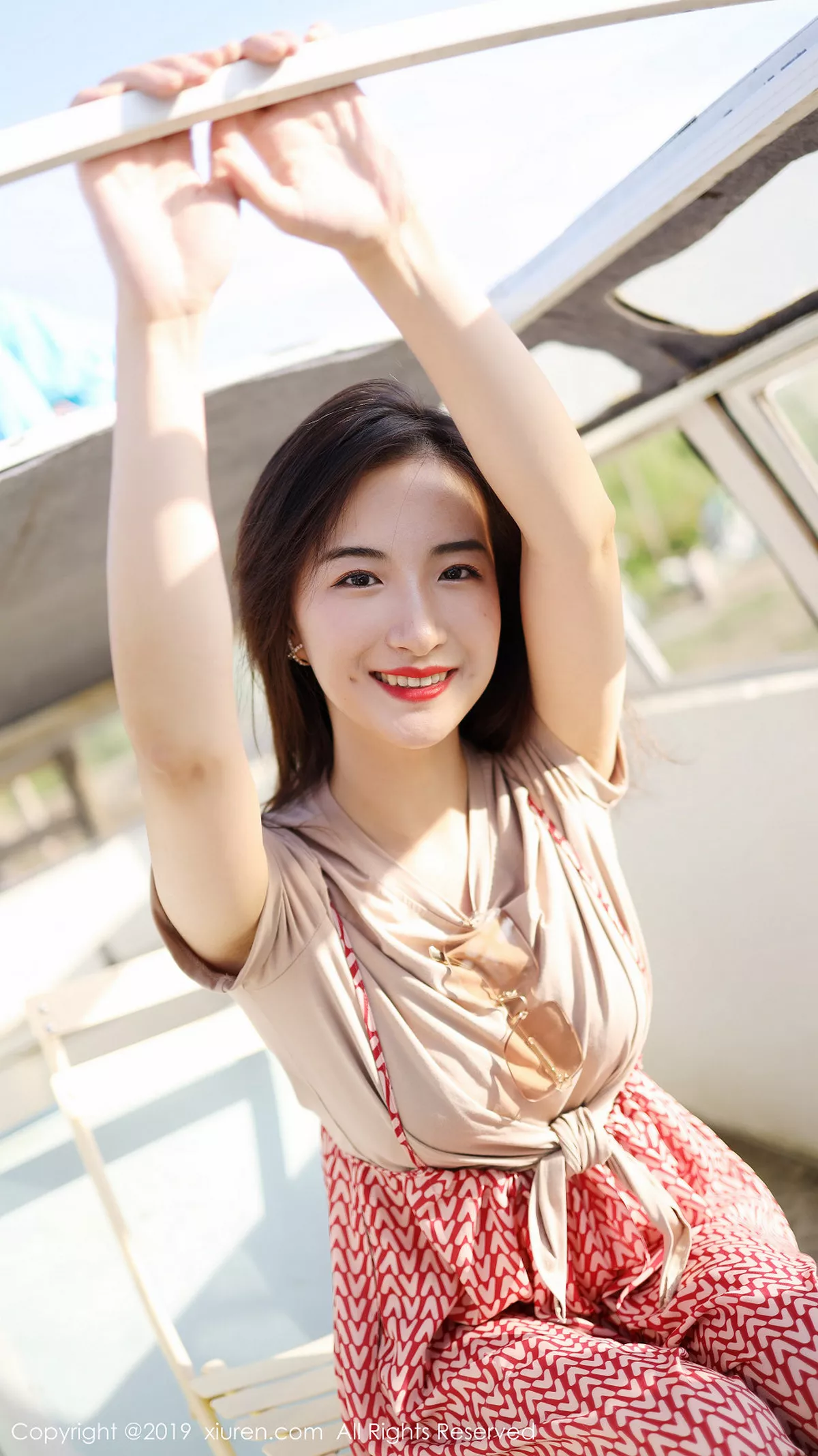 秀人集.com_[XiuRen秀人网]No.1718_嫩模艺儿拿铁室外帽子美少女清新甜美风靓丽迷人写真63P