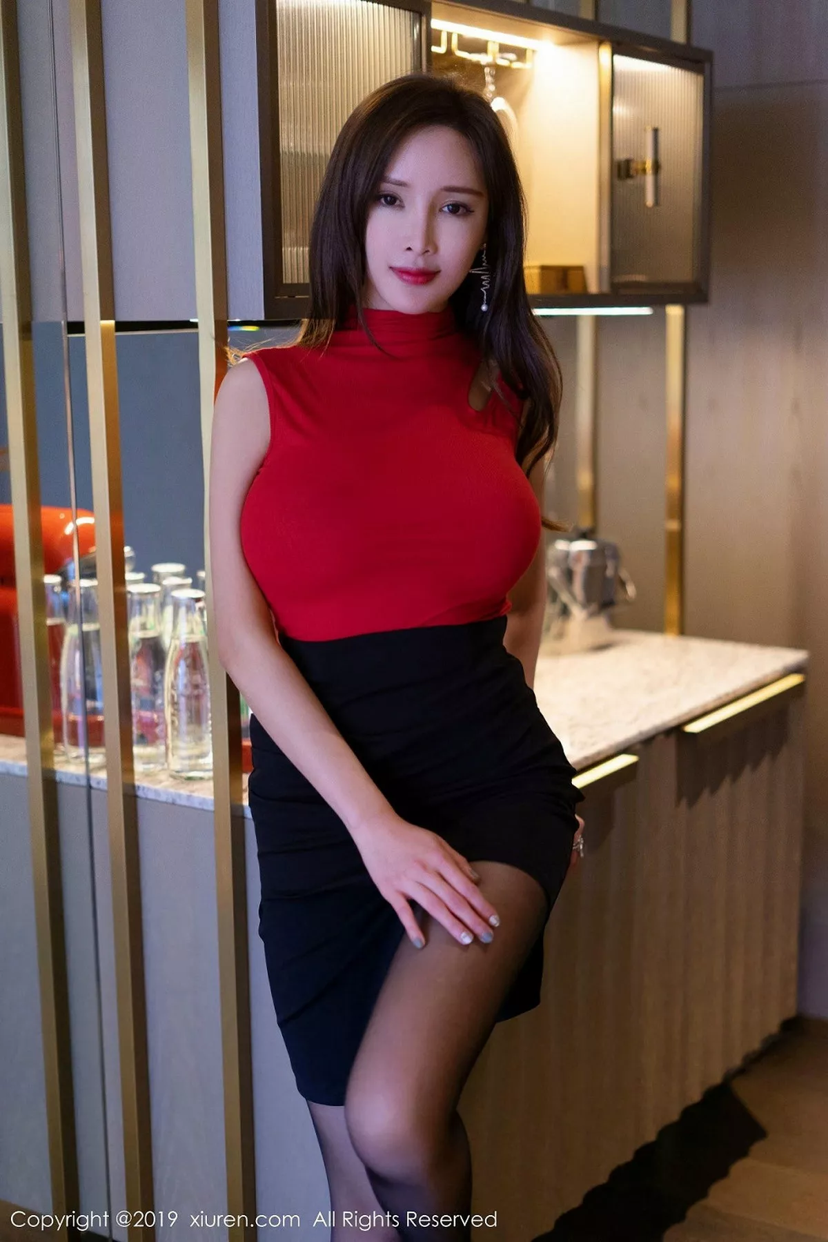 秀人集.com_[XiuRen秀人网]No.1738_女神奶瓶土肥圆心愿旅拍私房无内黑丝裤袜秀火辣身材诱惑写真54P