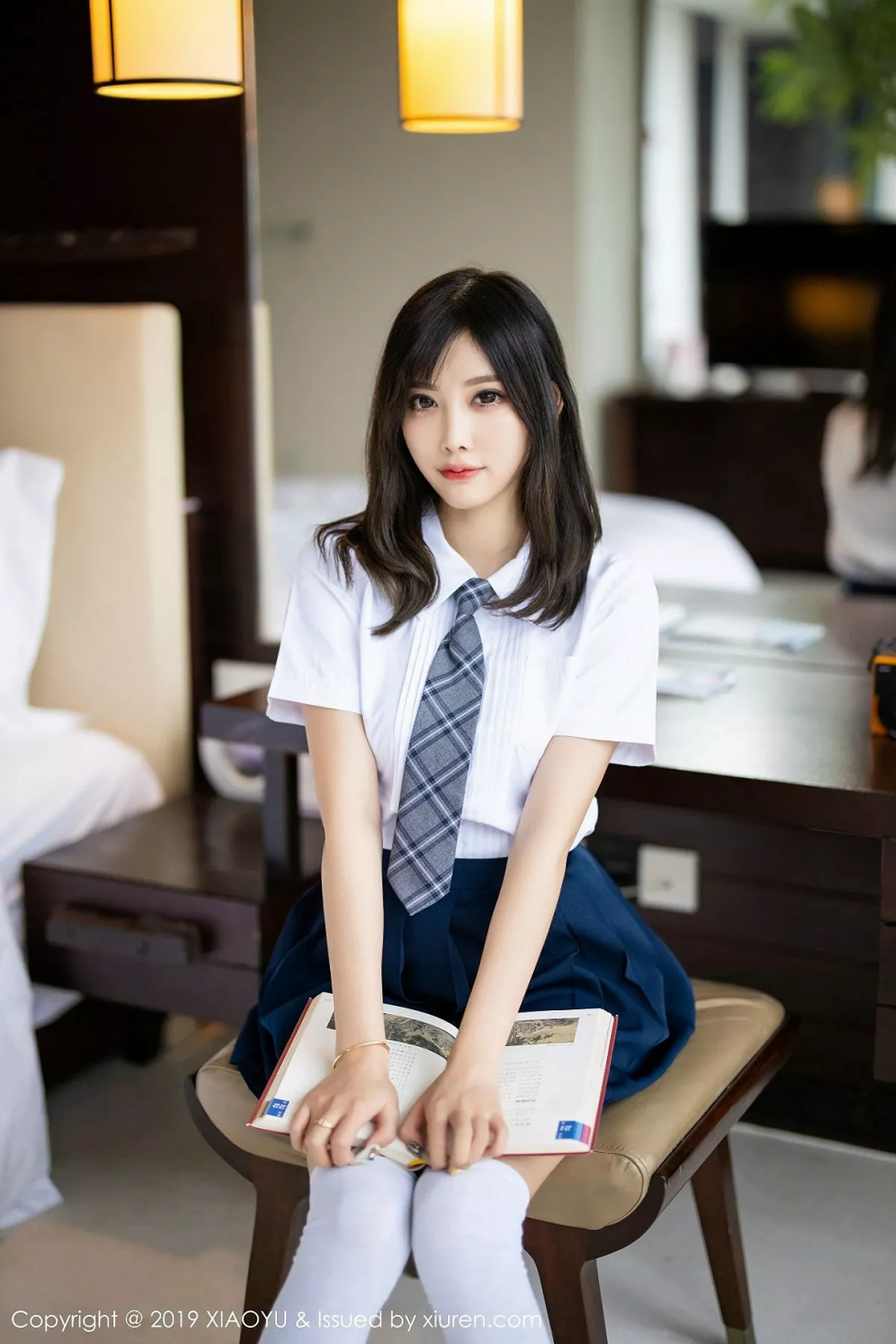 秀人集.com_[XiaoYu画语界]Vol.184_女神杨晨晨sugar心愿旅拍清纯学生装半脱露蕾丝内衣诱惑写真73P