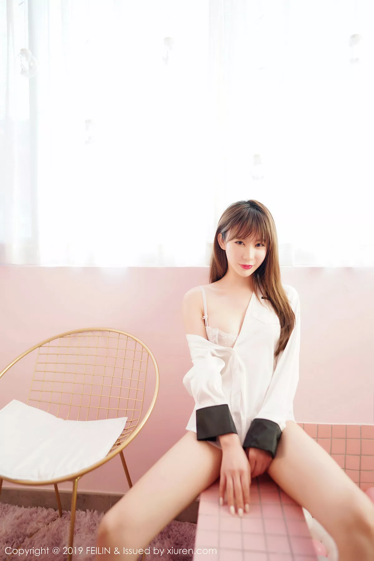 秀人集.com_[FeiLin嗲囡囡]Vol.214_嫩模程梓私房浴室里性感白衬衣秀白色内衣甜美迷人写真40P