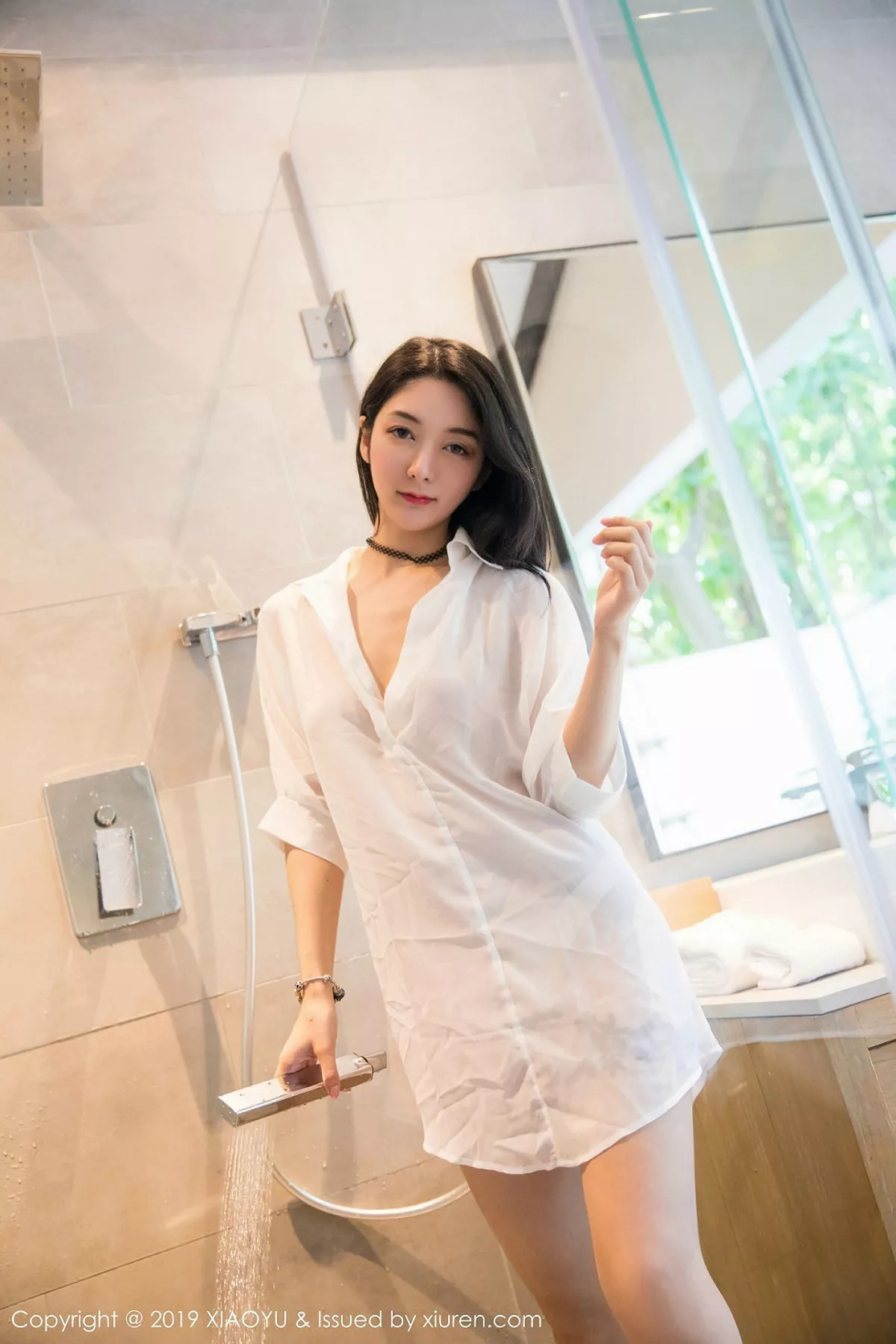 秀人集.com_[XiaoYu画语界]Vol.211_女神Angela小热巴私房白色蕾丝内衣配白丝袜透视诱惑写真100P