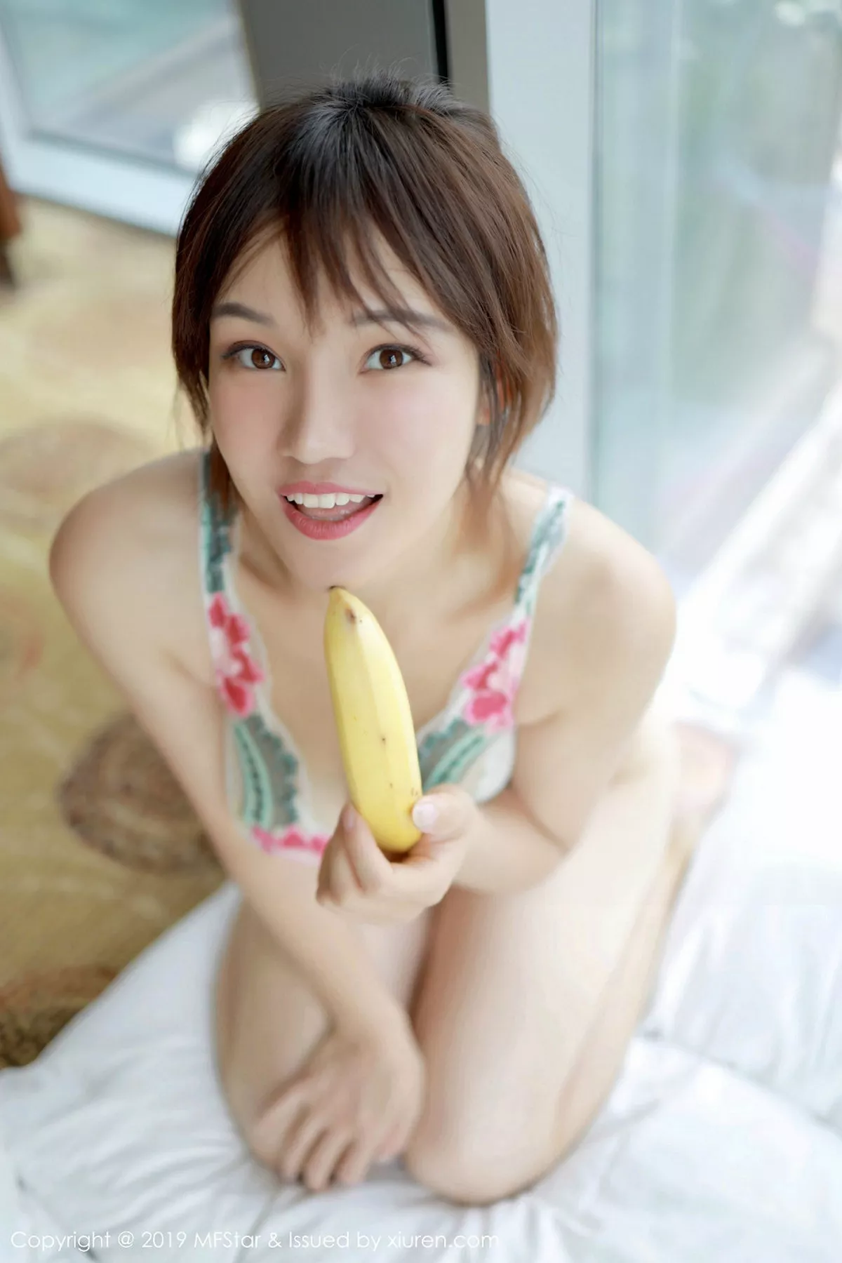 秀人集.com_[MFStar模范学院]Vol.236_嫩模多香子私房精致镂空内衣秀凹凸身材惹火诱惑写真40P