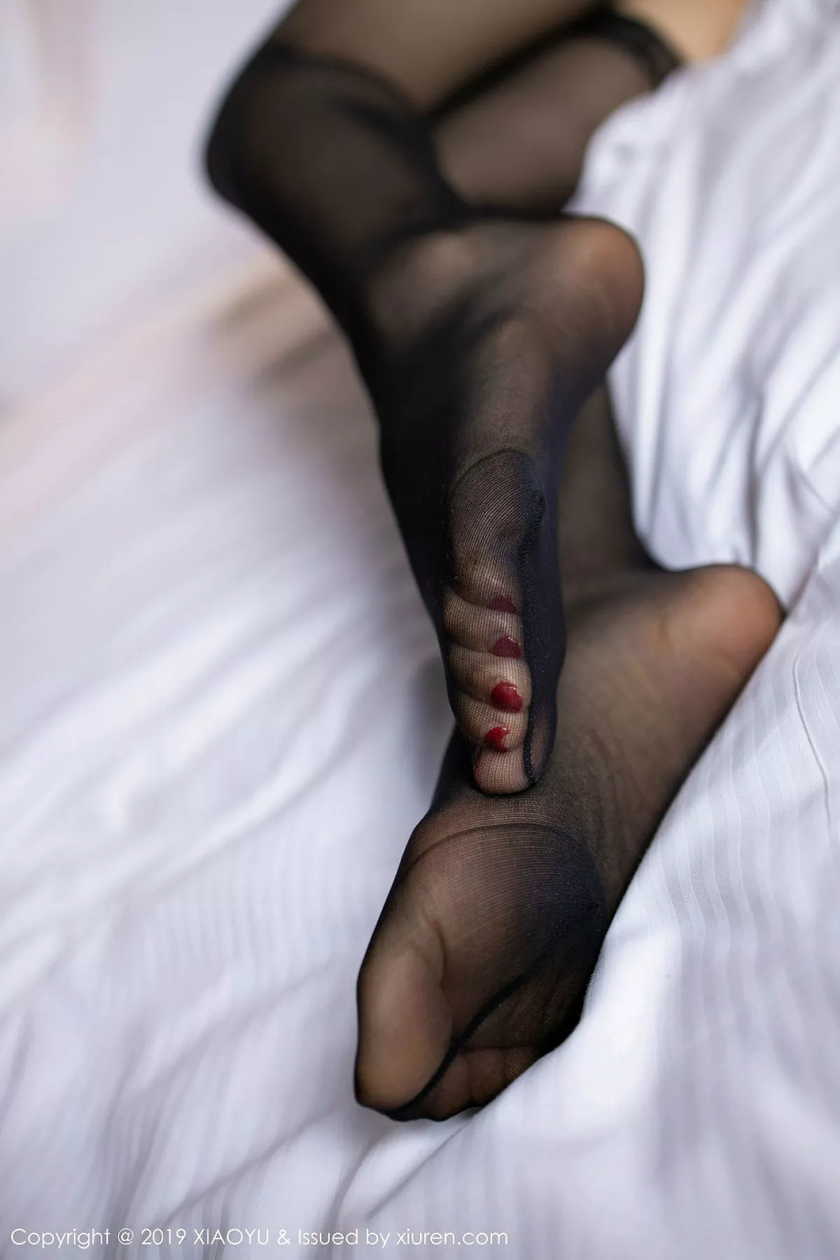 秀人集.com_[XiaoYu画语界]Vol.198_女神Angela小热巴私房红色内衣配吊带黑丝典雅魅惑写真80P