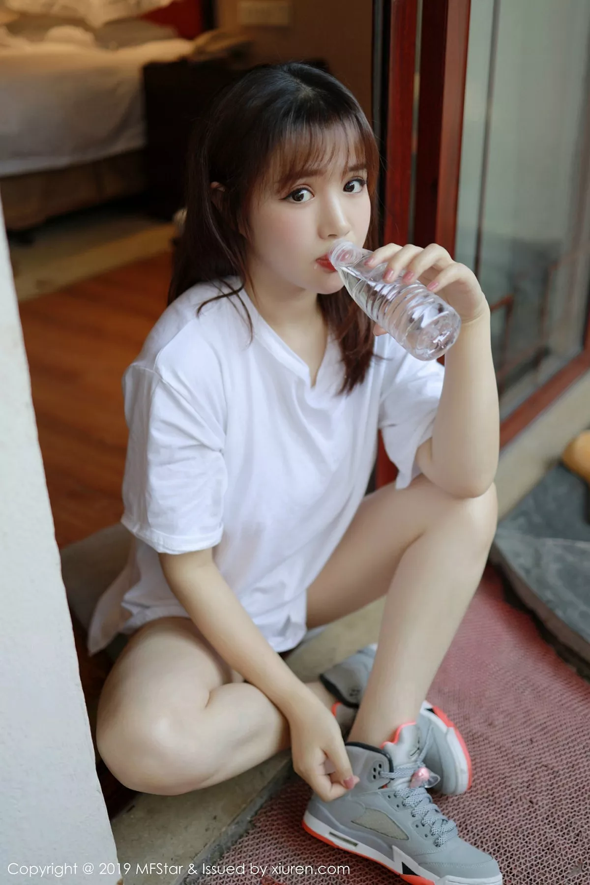 秀人集.com_[MFStar模范学院]Vol.237_嫩模恩率babe私房粉色内衣秀白嫩肌肤傲人豪乳诱惑写真51P