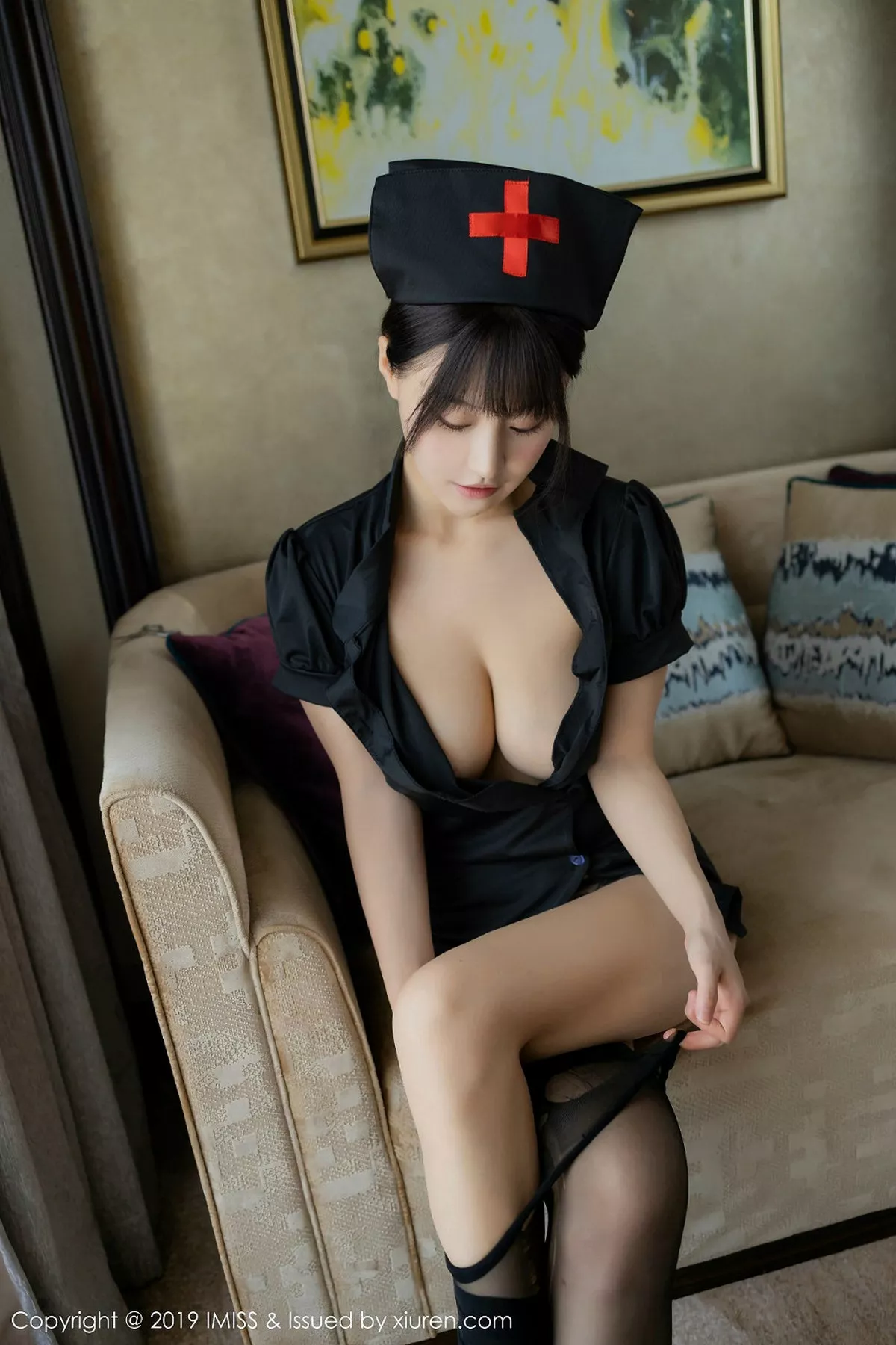 秀人集.com_[IMISS爱蜜社]Vol.407_女神Flower朱可儿私房情趣制服秀完美身材破烂黑丝诱惑写真46P