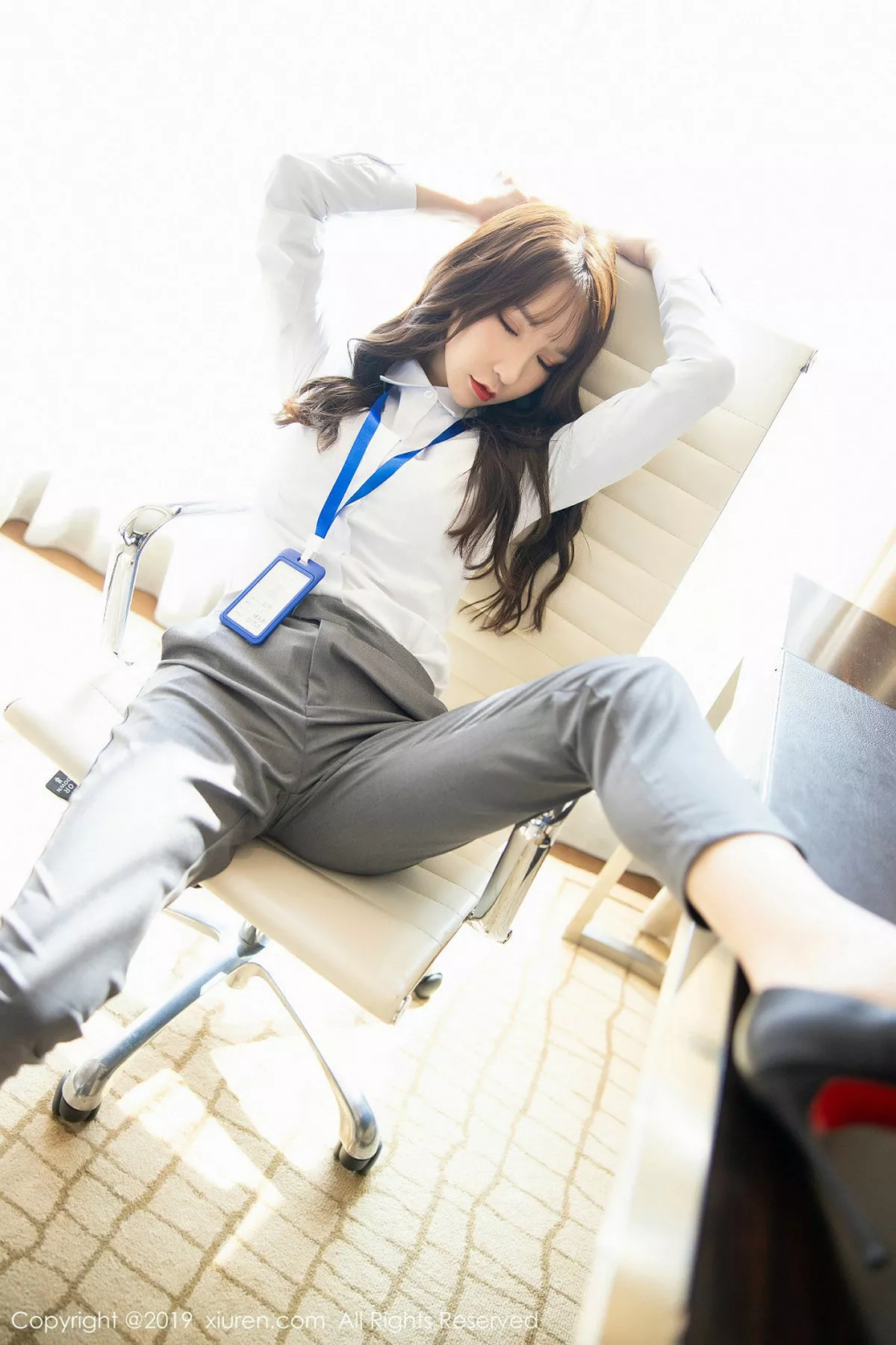 秀人集.com_[XiuRen秀人网]No.1834_女神周于希Sandy私房制服装扮脱衣露蕾丝内裤缕空诱惑写真106P