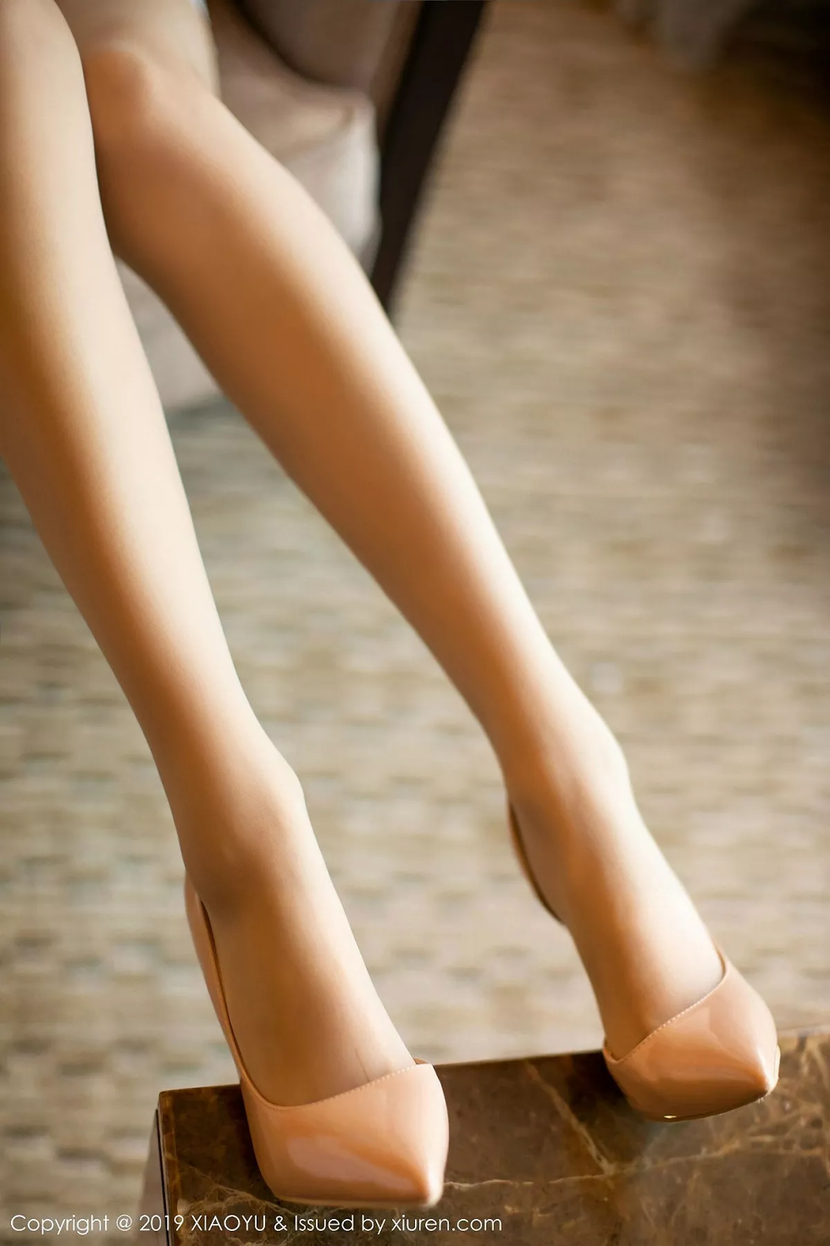 秀人集.com_[XiaoYu画语界]Vol.213_嫩模何嘉颖私房职业秘书装扮超薄无内肉丝诱人写真63P