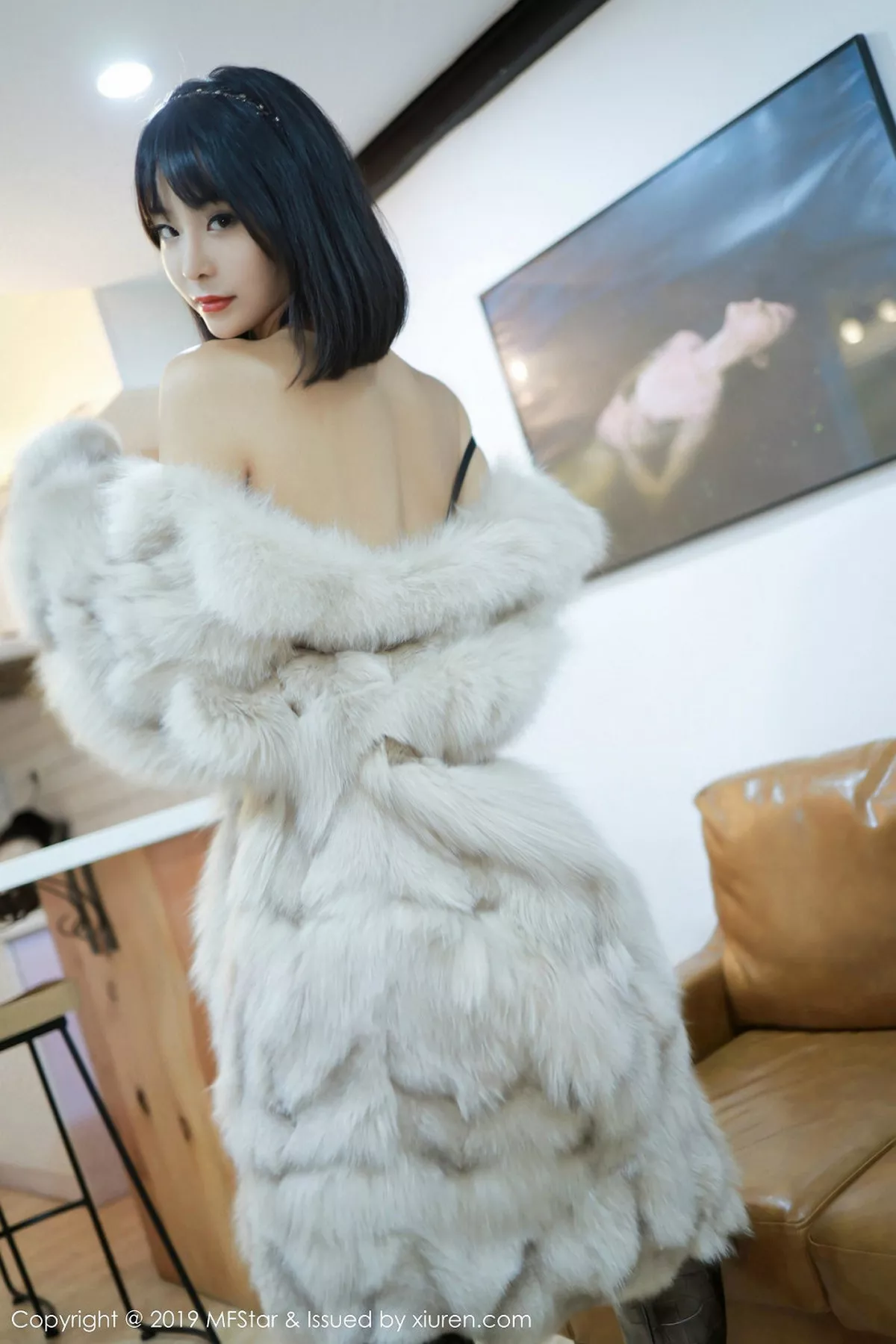 秀人集.com_[MFStar模范学院]Vol.242_嫩模蓝夏Akasha私房黑色缕空情趣内衣秀火辣身材诱惑写真55P