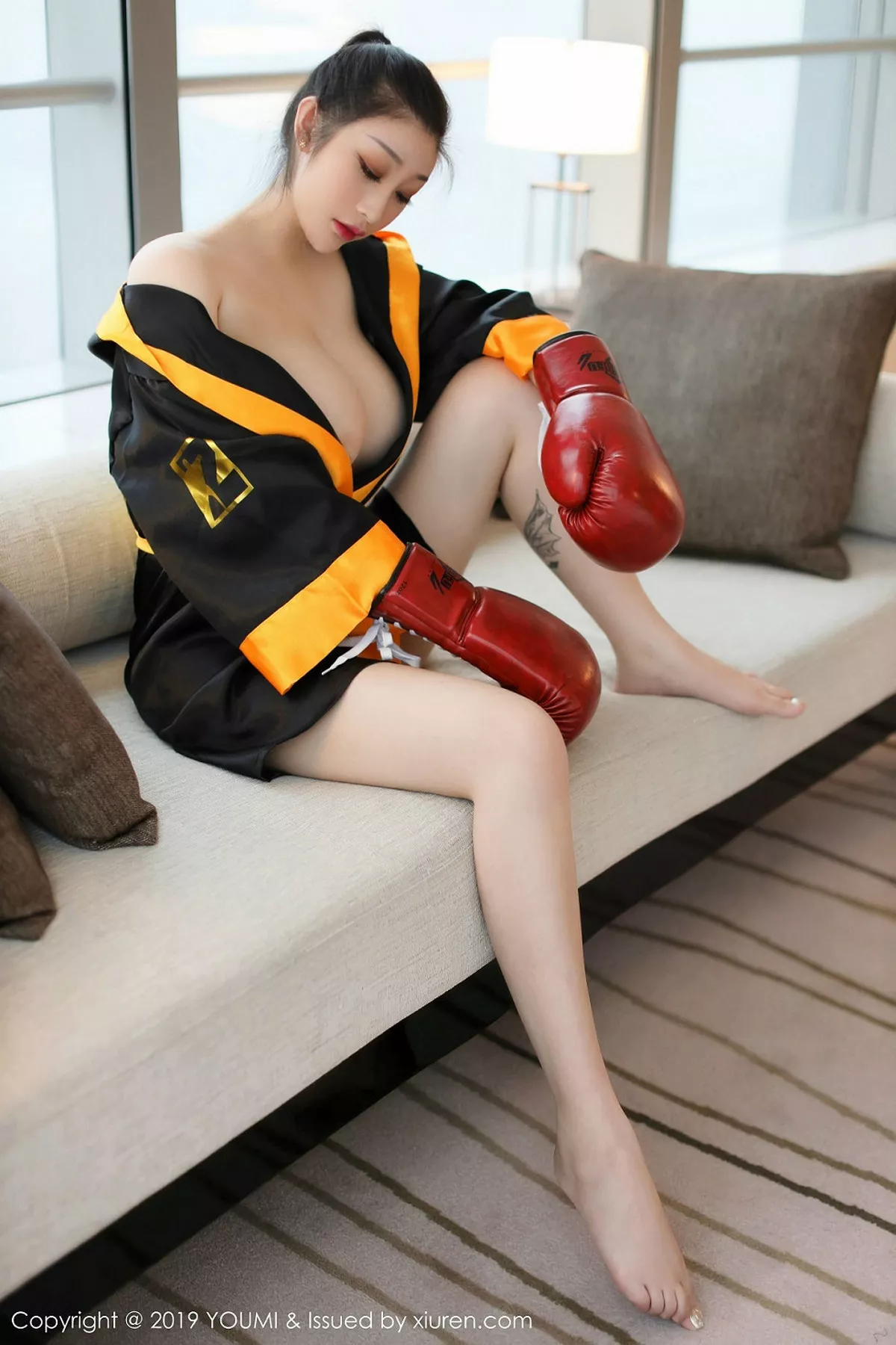 秀人集.com_[YouMi尤蜜荟]Vol.387_魅惑女神妲己_Toxic私房真空拳击手露豪乳遮点极致诱惑写真50P