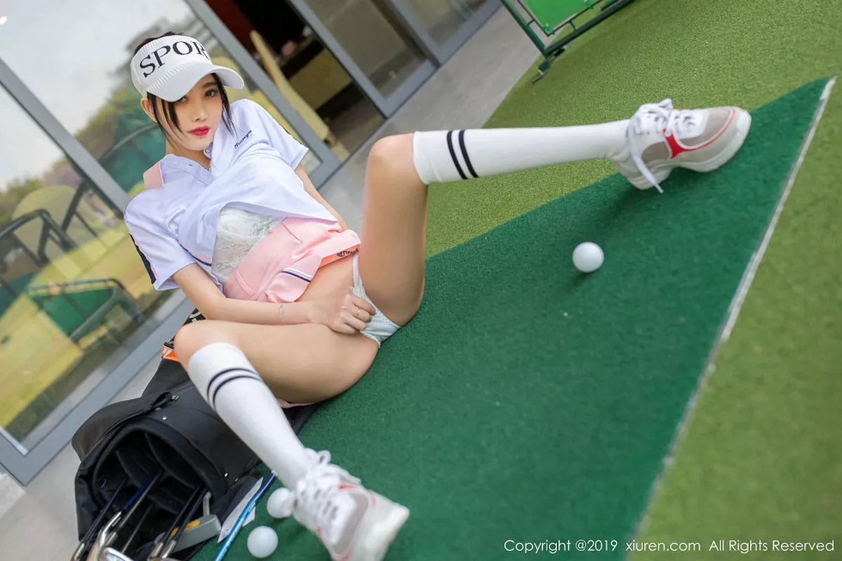 秀人集.com_[XiuRen秀人网]No.1874_女神杨晨晨sugar高尔夫主题白色内衣配粉色短裙撩人诱惑写真70P