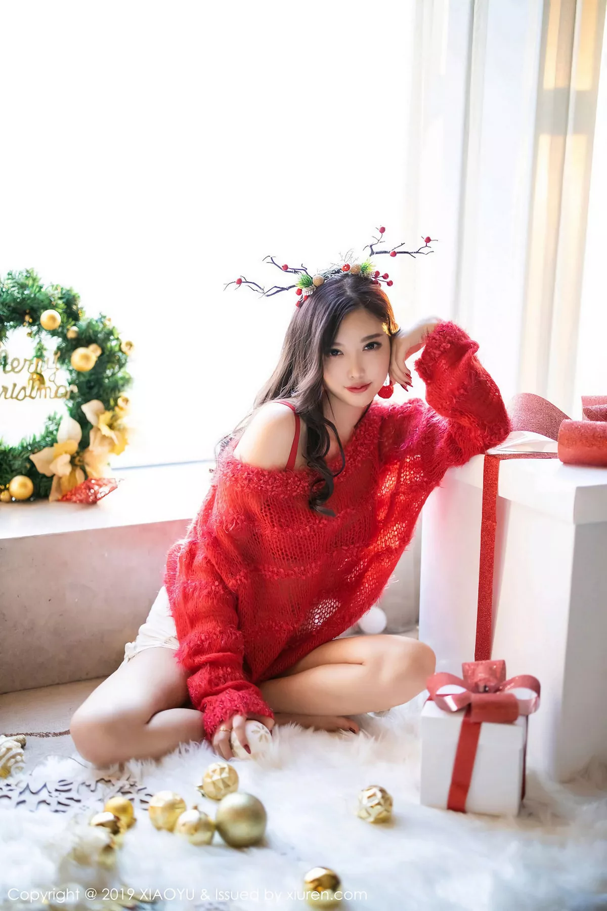 秀人集.com_[XiaoYu画语界]Vol.221_女神杨晨晨sugar圣诞主题性感红色内衣秀完美身材诱惑写真71P