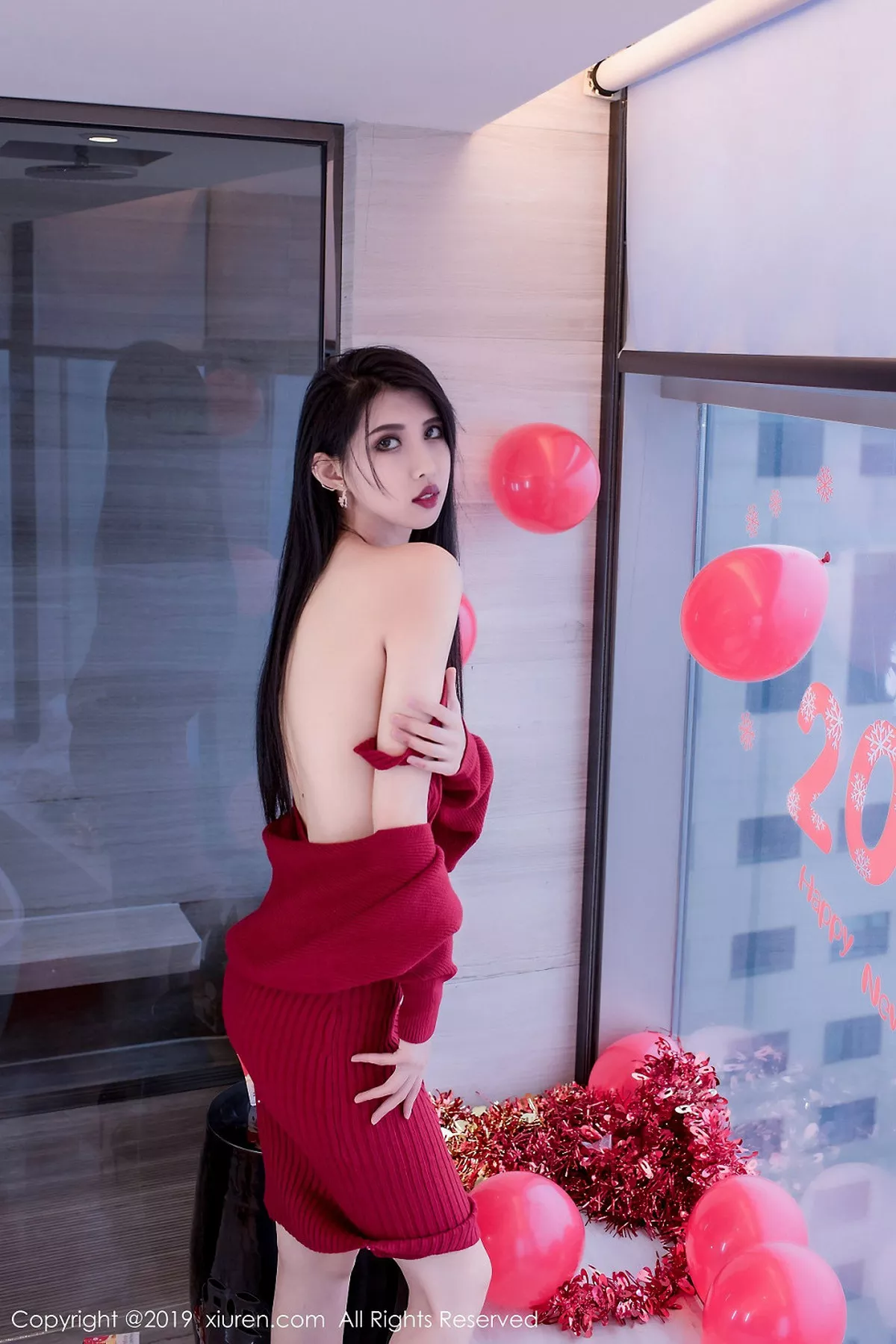 秀人集.com_[XiuRen秀人网]No.1871_高挑美女葛征Model私房圣诞新年主题红色深V圣诞女郎诱惑写真81P