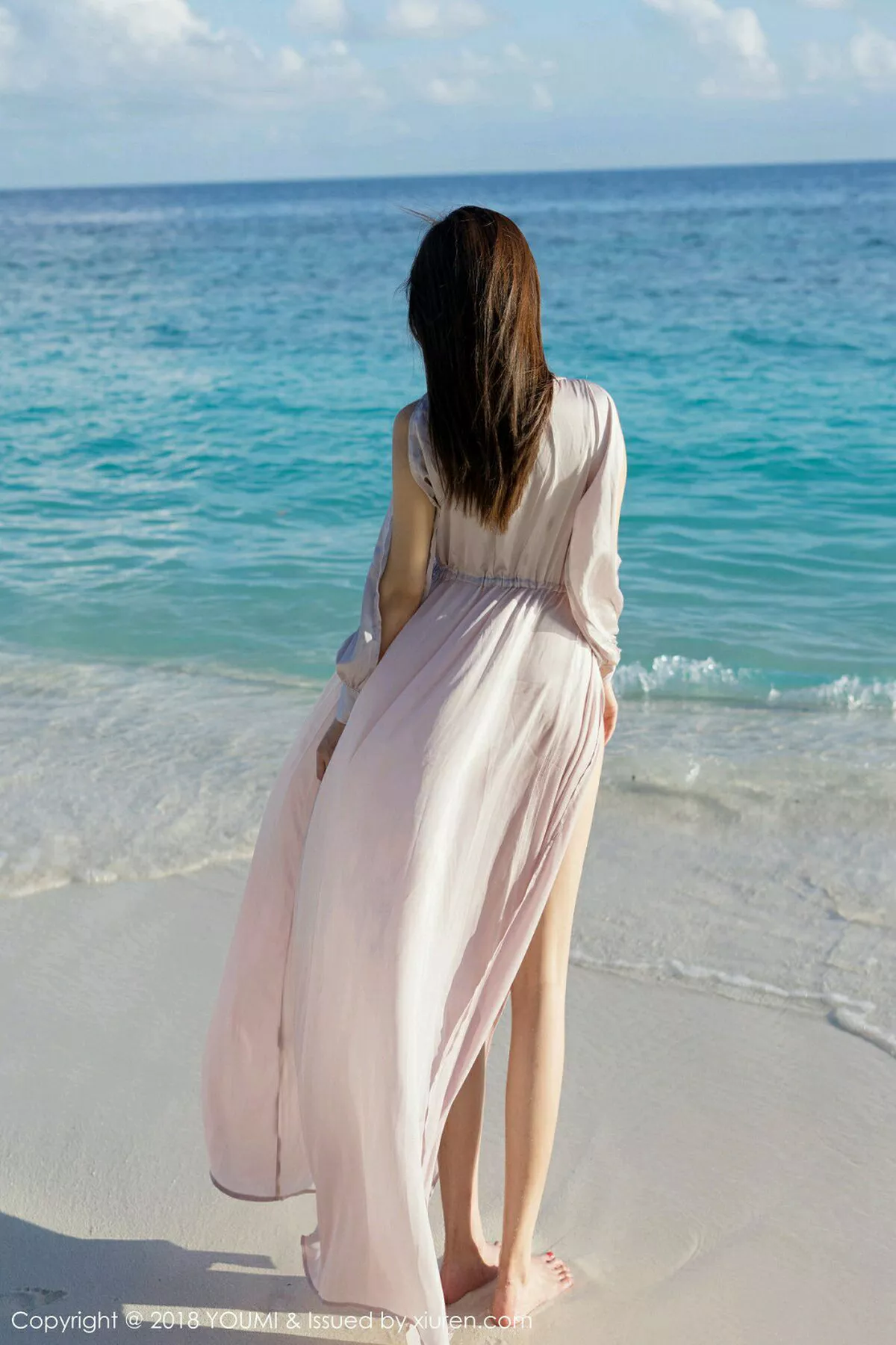 秀人集.com_[YouMi尤蜜荟]Vol.230_女神奶瓶土肥圆马尔代夫旅拍连体比基尼秀完美身材诱惑写真43P