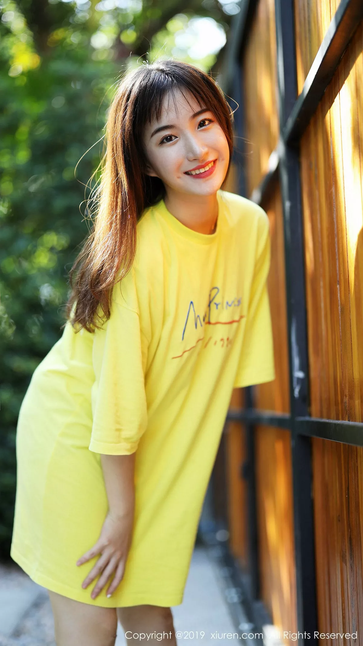 秀人集.com_[XiuRen秀人网]No.1892_嫩模艺儿拿铁泰国旅拍室外小清新主题蕾丝短裙迷人诱惑写真55P