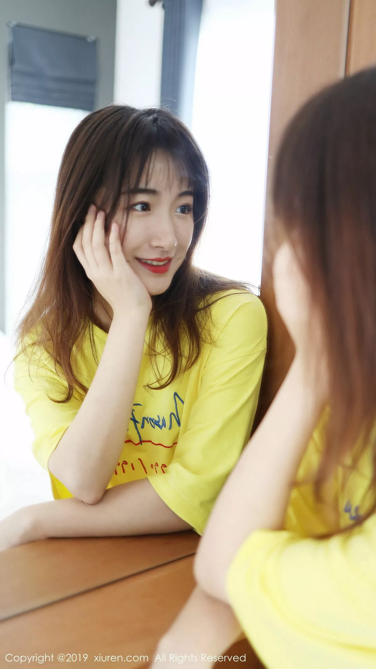 秀人集.com_[XiuRen秀人网]No.1892_嫩模艺儿拿铁泰国旅拍室外小清新主题蕾丝短裙迷人诱惑写真55P