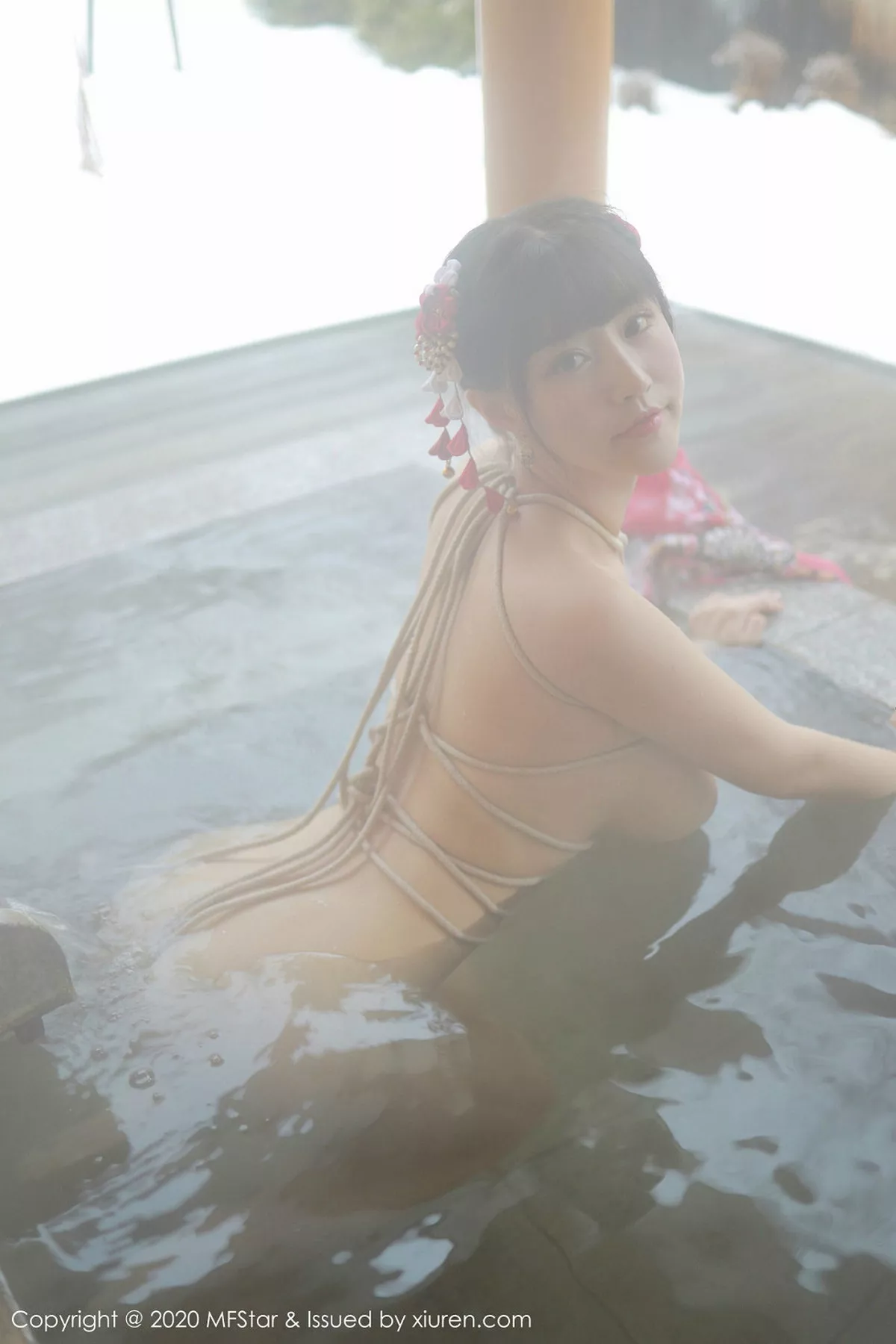 秀人集.com_[MFStar模范学院]Vol.249_女神朱可儿Flower日本旅拍温泉里全裸捆绑艺激情诱惑写真60P