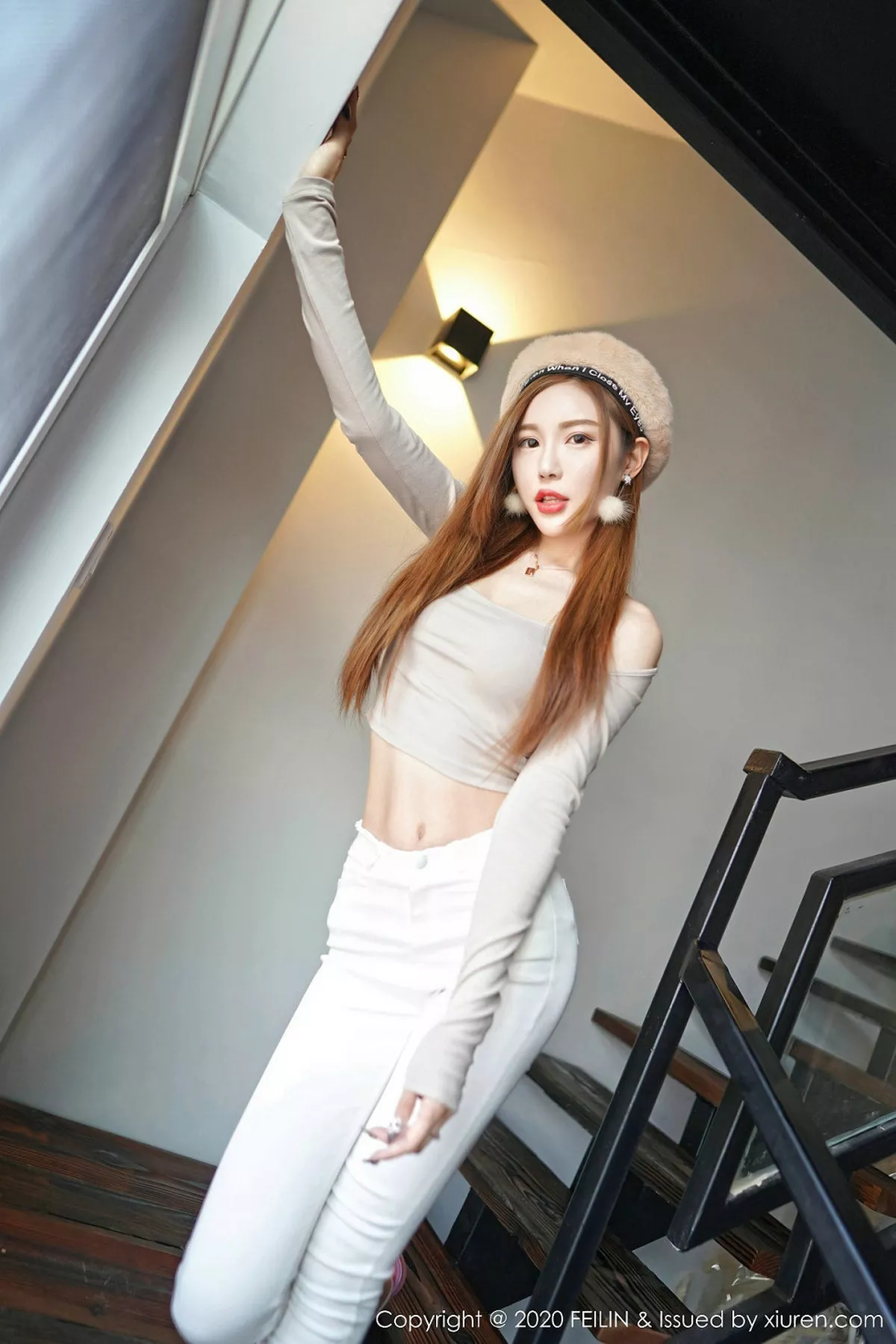 秀人集.com_[FeiLin嗲囡囡]Vol.223_嫩模梦小楠私房床上蕾丝吊袜内衣秀火辣身材诱惑写真49P