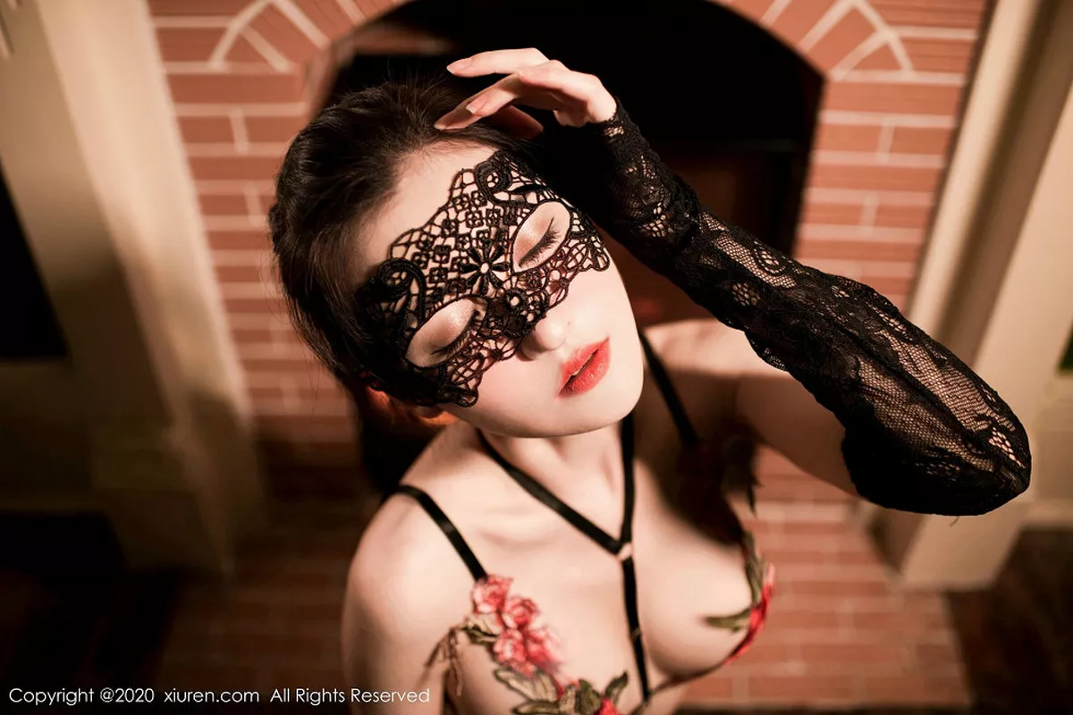 秀人集.com_[XiuRen秀人网]No.1923_嫩模沈梦瑶私房黑色蕾丝情趣内衣秀美乳翘臀极致诱惑写真40P
