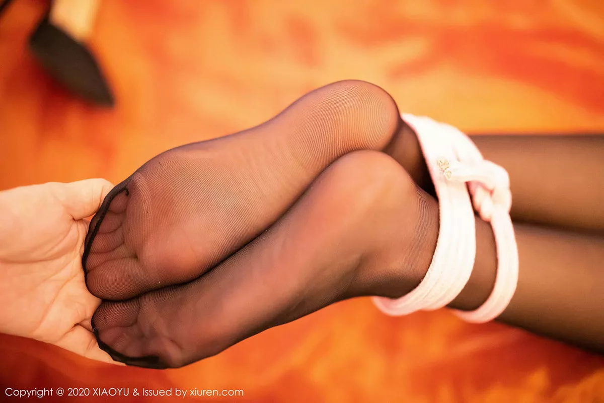 秀人集.com_[XiaoYu画语界]Vol.238_女神杨晨晨sugar澳门旅拍性感黑色内衣蒙面捆绑激情诱惑写真90P