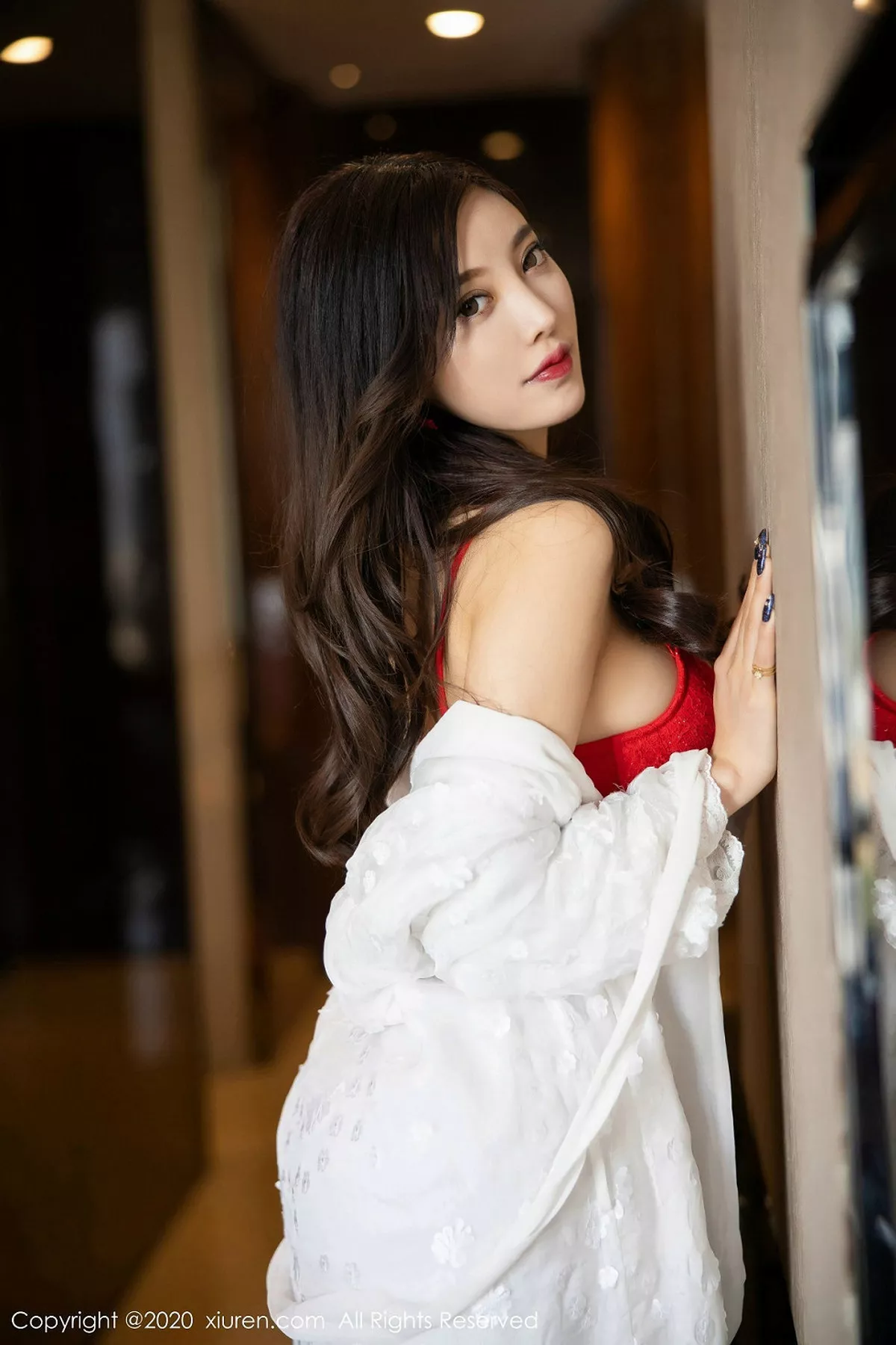 秀人集.com_[XiuRen秀人网]No.1949_女神杨晨晨sugar私房红色内衣配红丝袜秀火辣身材诱惑写真106P