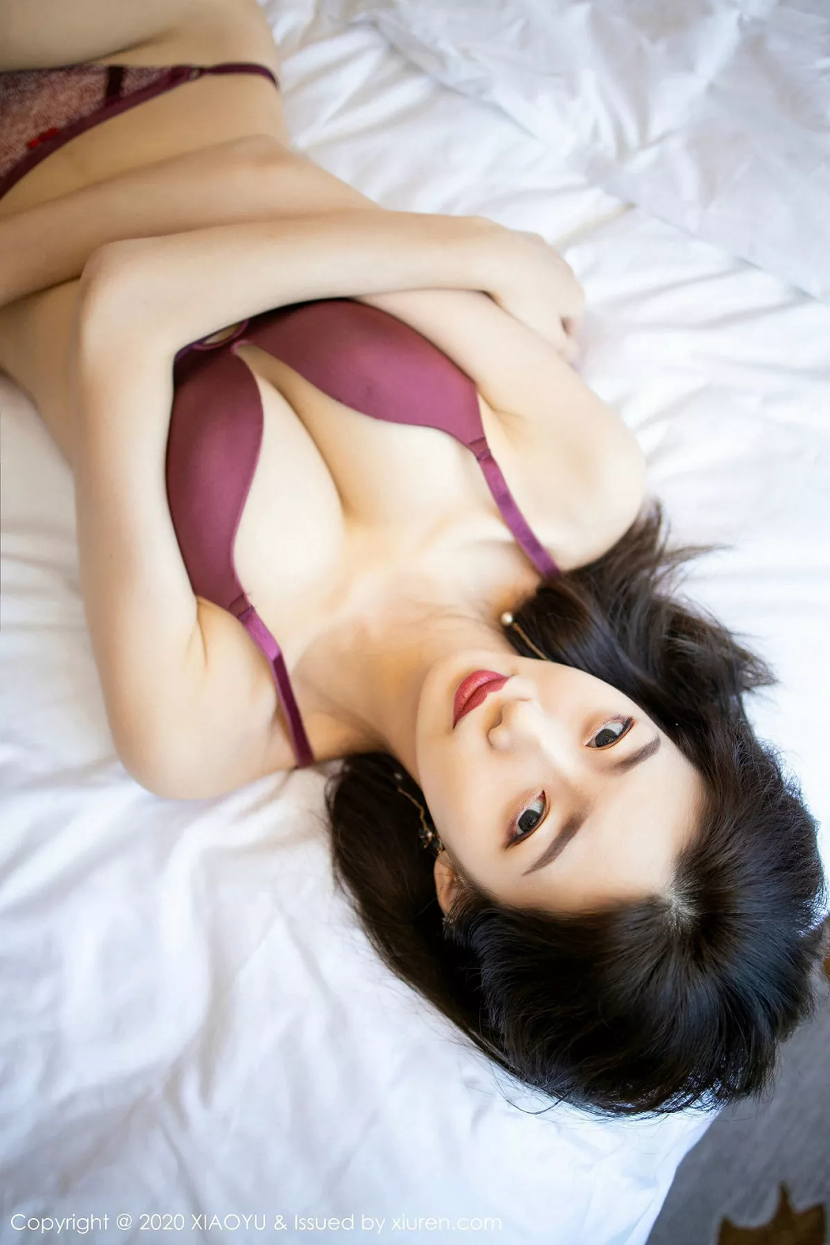 秀人集.com_[XiaoYu画语界]Vol.240_嫩模安琪Yee居家私房性感内衣配肉丝袜秀完美身材诱惑写真78P