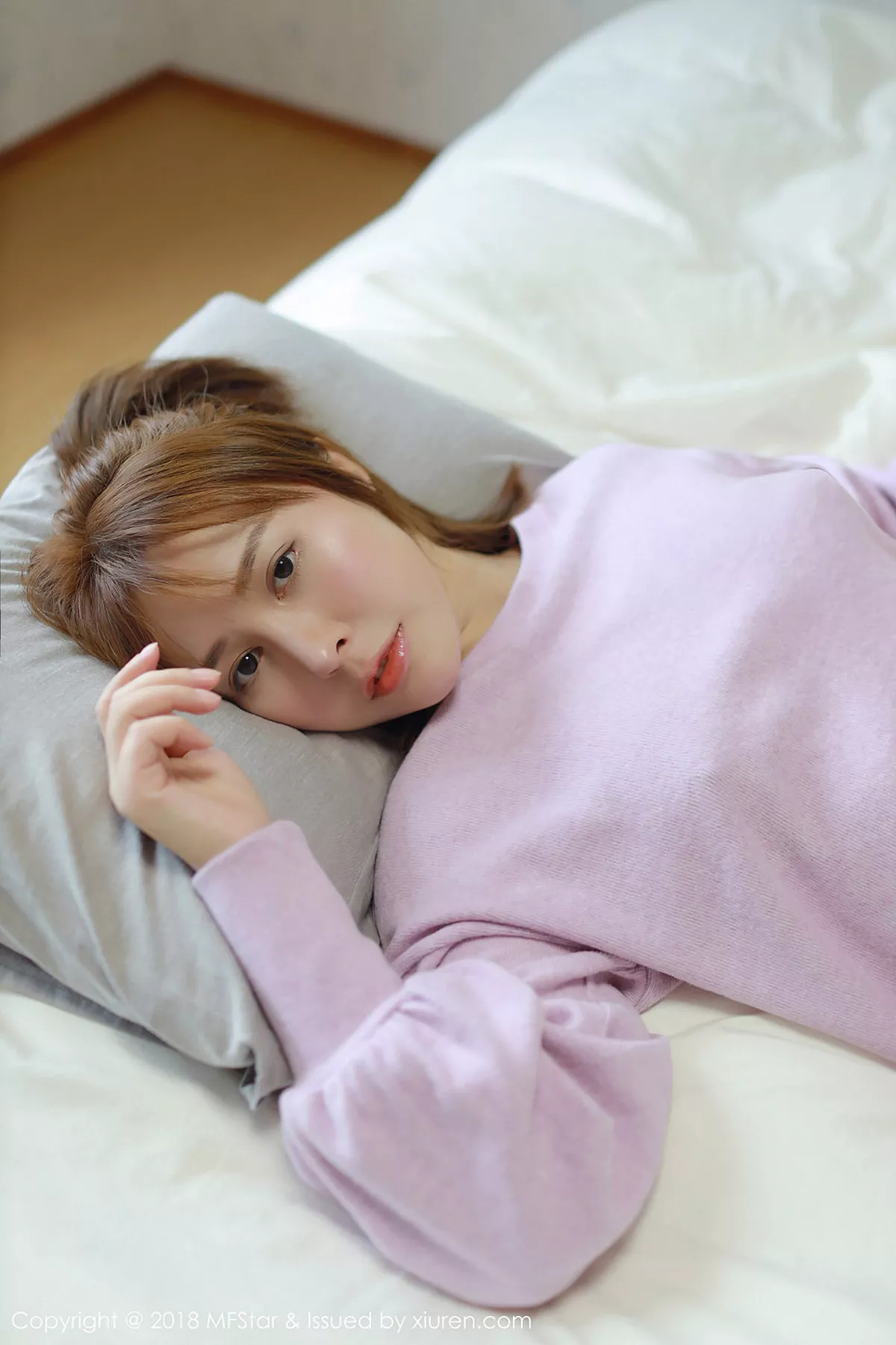 秀人集.com_[MFStar模范学院]Vol.170_嫩模Evelyn艾莉日本旅拍真空紫色毛衣美乳激凸诱惑写真41P