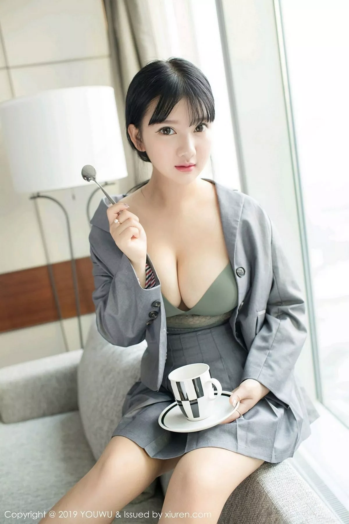 秀人集.com_[YouWu尤物馆]Vol.138_巨乳嫩模小尤奈私房黑色高叉连体内衣秀傲人豪乳诱惑写真59P