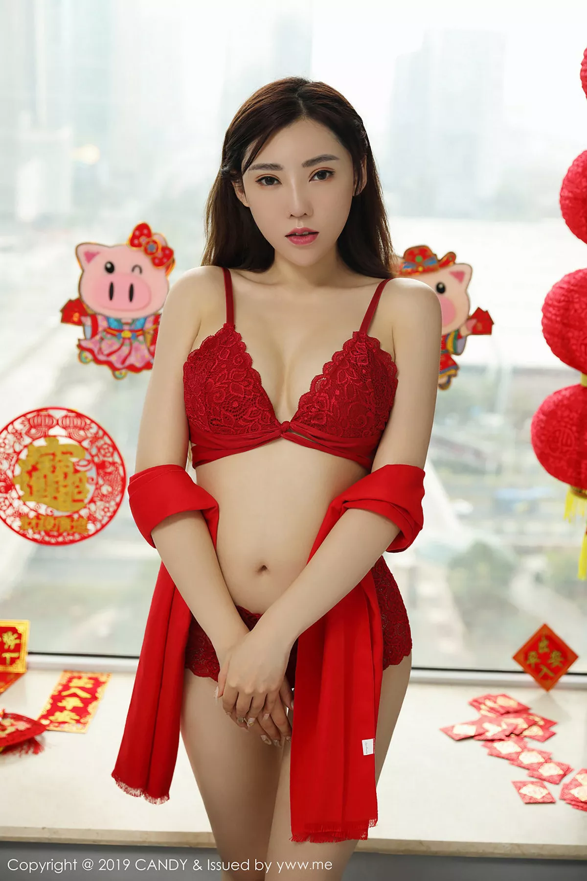 秀人集.com_[Candy网红馆]Vol.070_嫩模萌汉药baby新春祝福性感红色内衣秀完美身材诱惑写真42P
