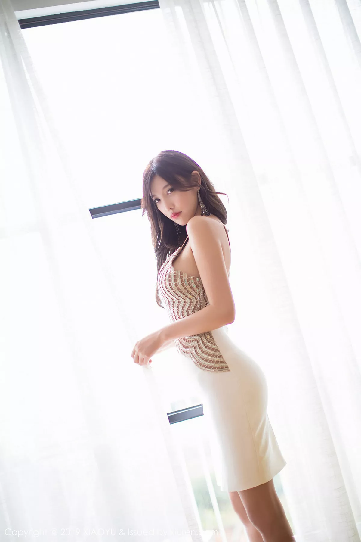 秀人集.com_[XiaoYu画语界]Vol.010_女神杨晨晨sugar私房吊带蕾丝袜秀白嫩肌肤撩人诱惑写真66P