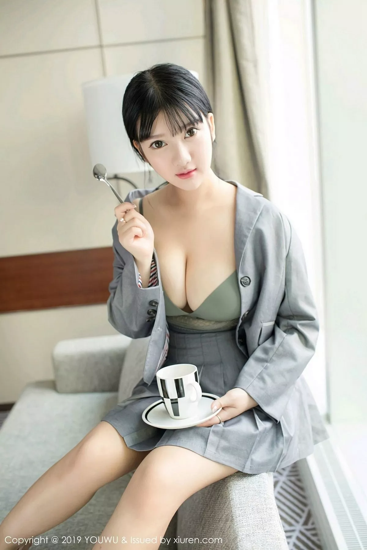 秀人集.com_[YouWu尤物馆]Vol.138_巨乳嫩模小尤奈私房黑色高叉连体内衣秀傲人豪乳诱惑写真59P
